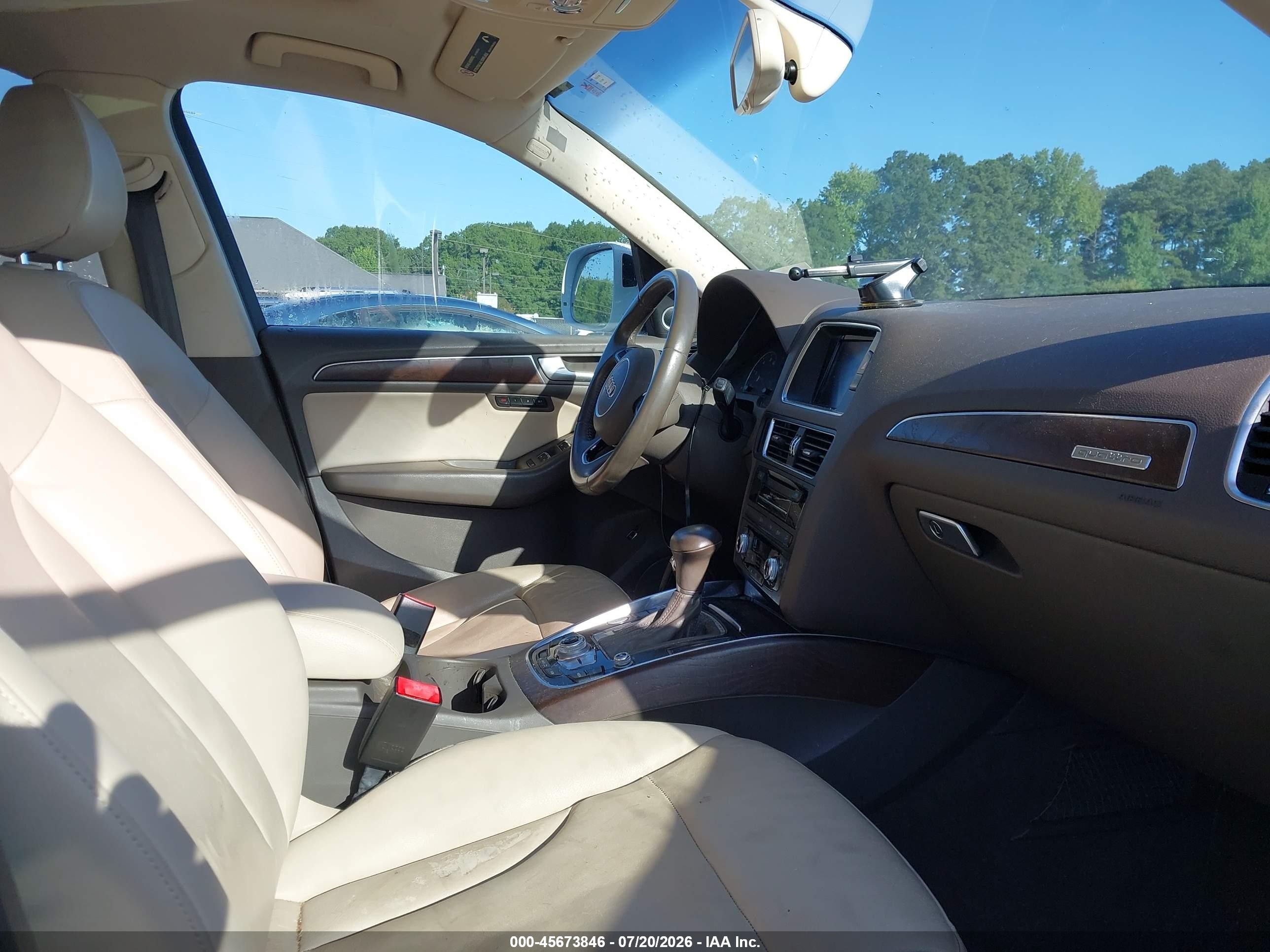 2015 Audi Q5 3.0t Premium Plus Белый vin: WA1DGAFP2FA115736