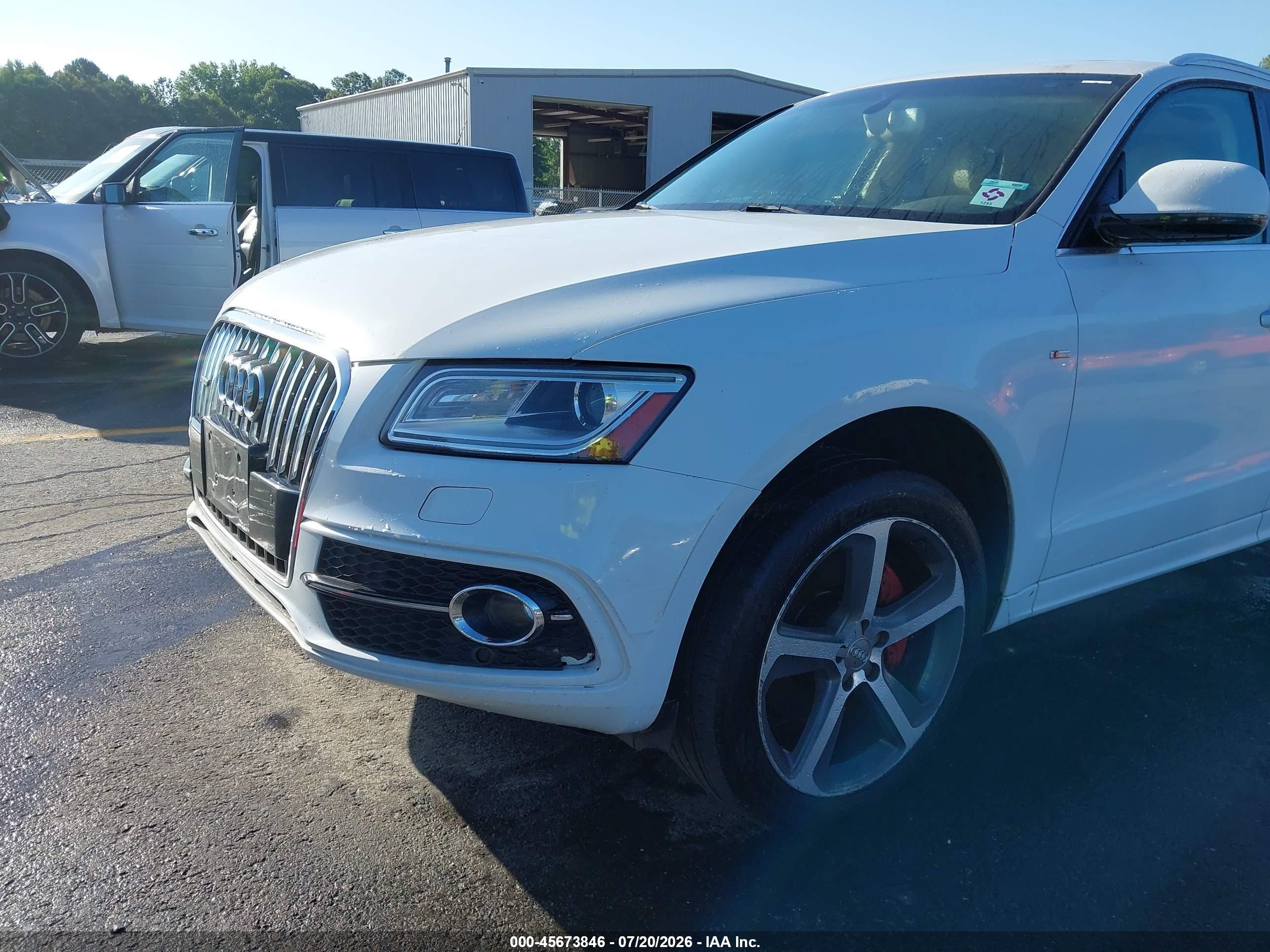 2015 Audi Q5 3.0t Premium Plus Белый vin: WA1DGAFP2FA115736