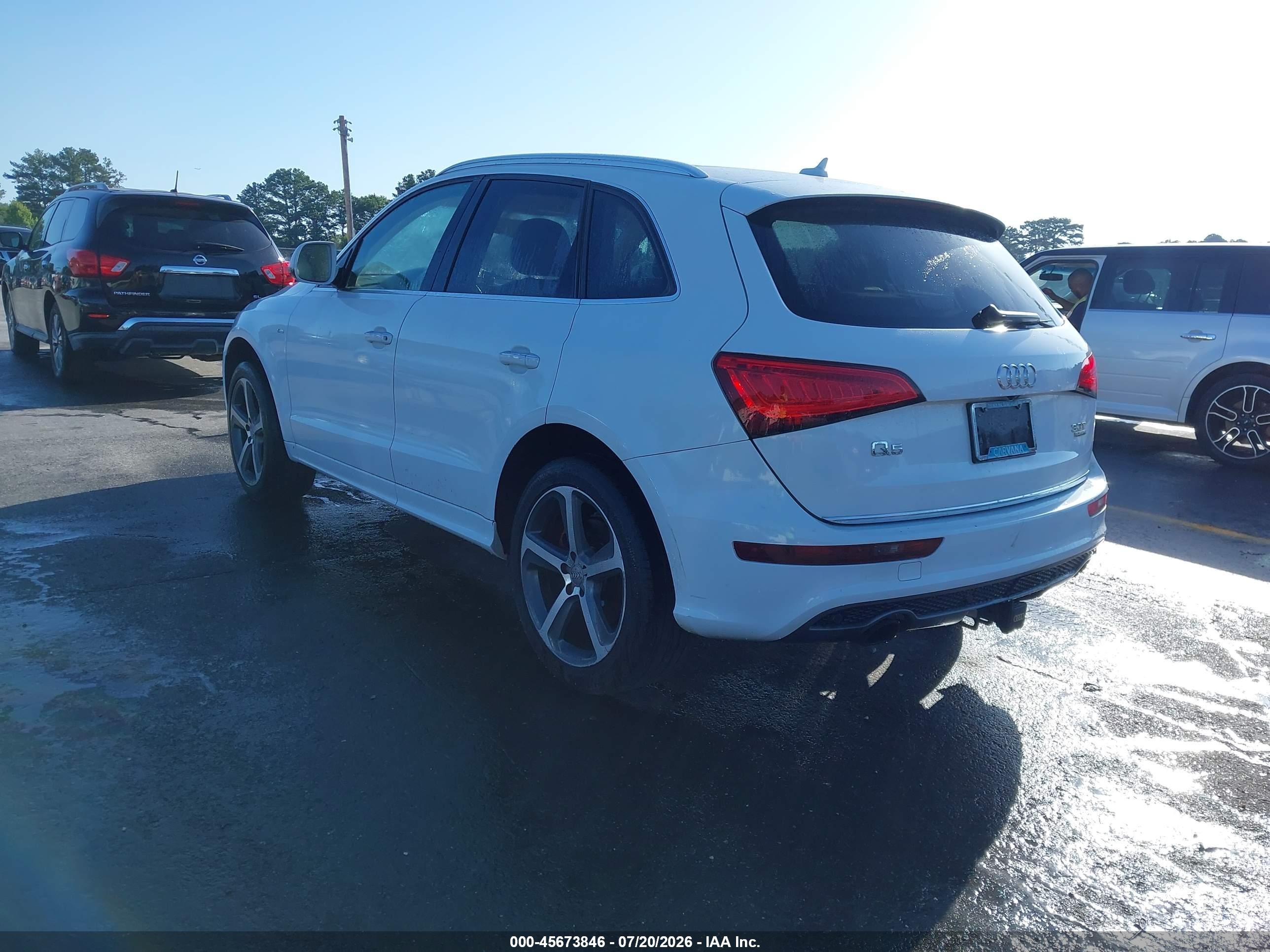 2015 Audi Q5 3.0t Premium Plus Белый vin: WA1DGAFP2FA115736