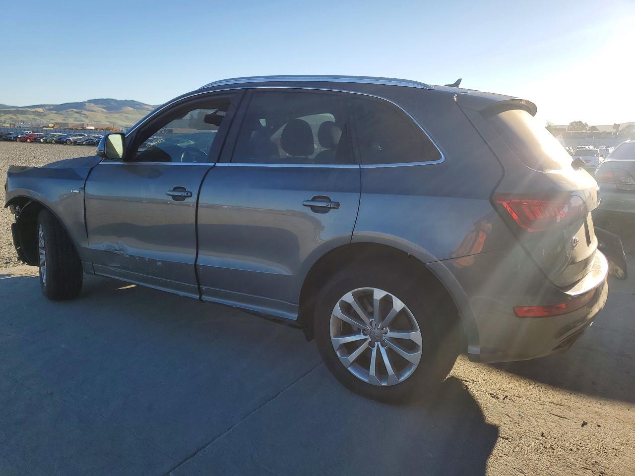 2013 Audi Q5 Premium Plus Gray vin: WA1DGAFP3DA100871