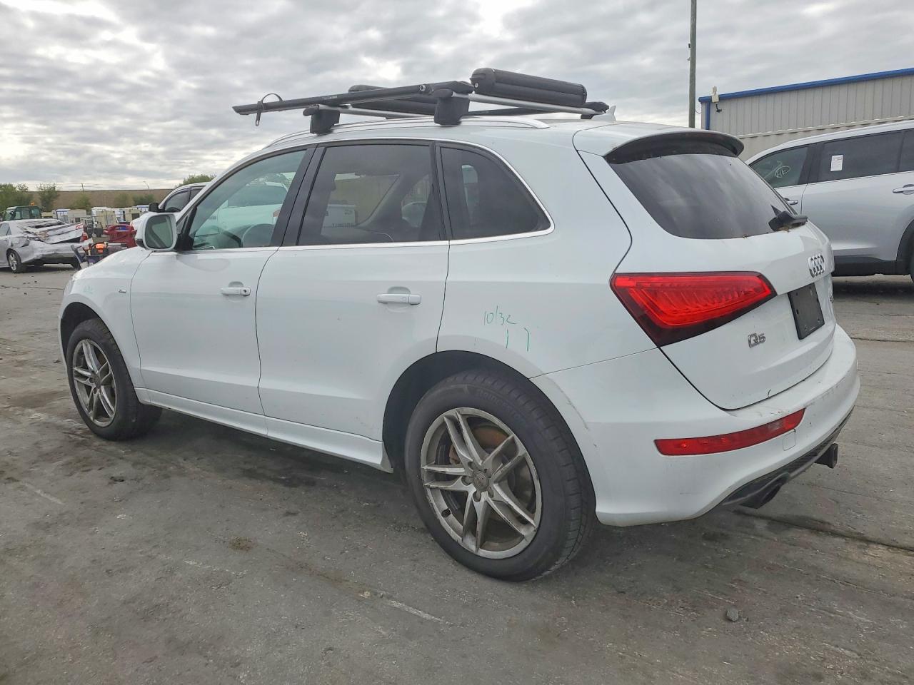 2014 Audi Q5 Premium Plus White vin: WA1DGAFP3EA023176