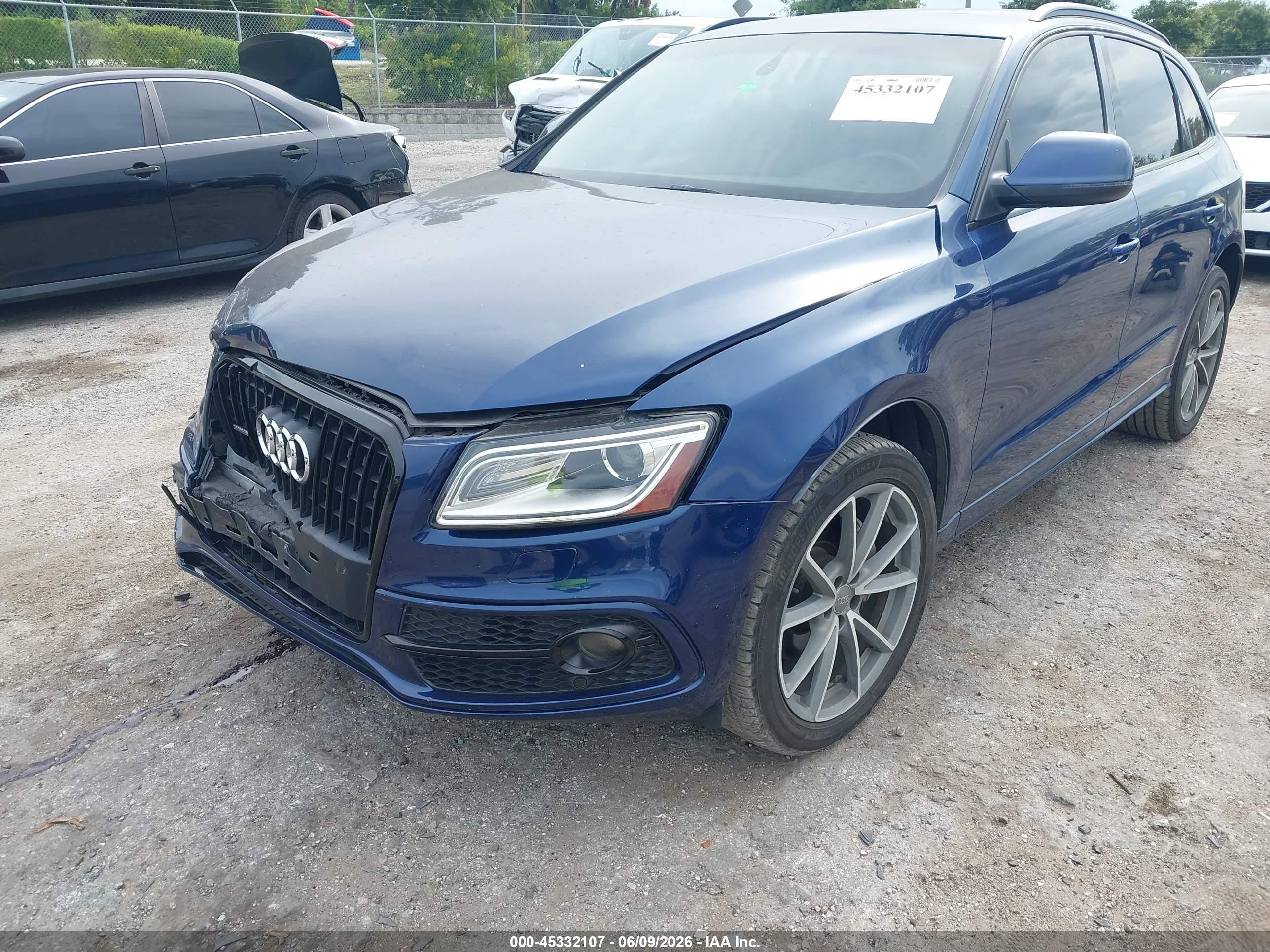 2015 Audi Q5 3.0t Premium Plus Dark Blue vin: WA1DGAFP3FA052310