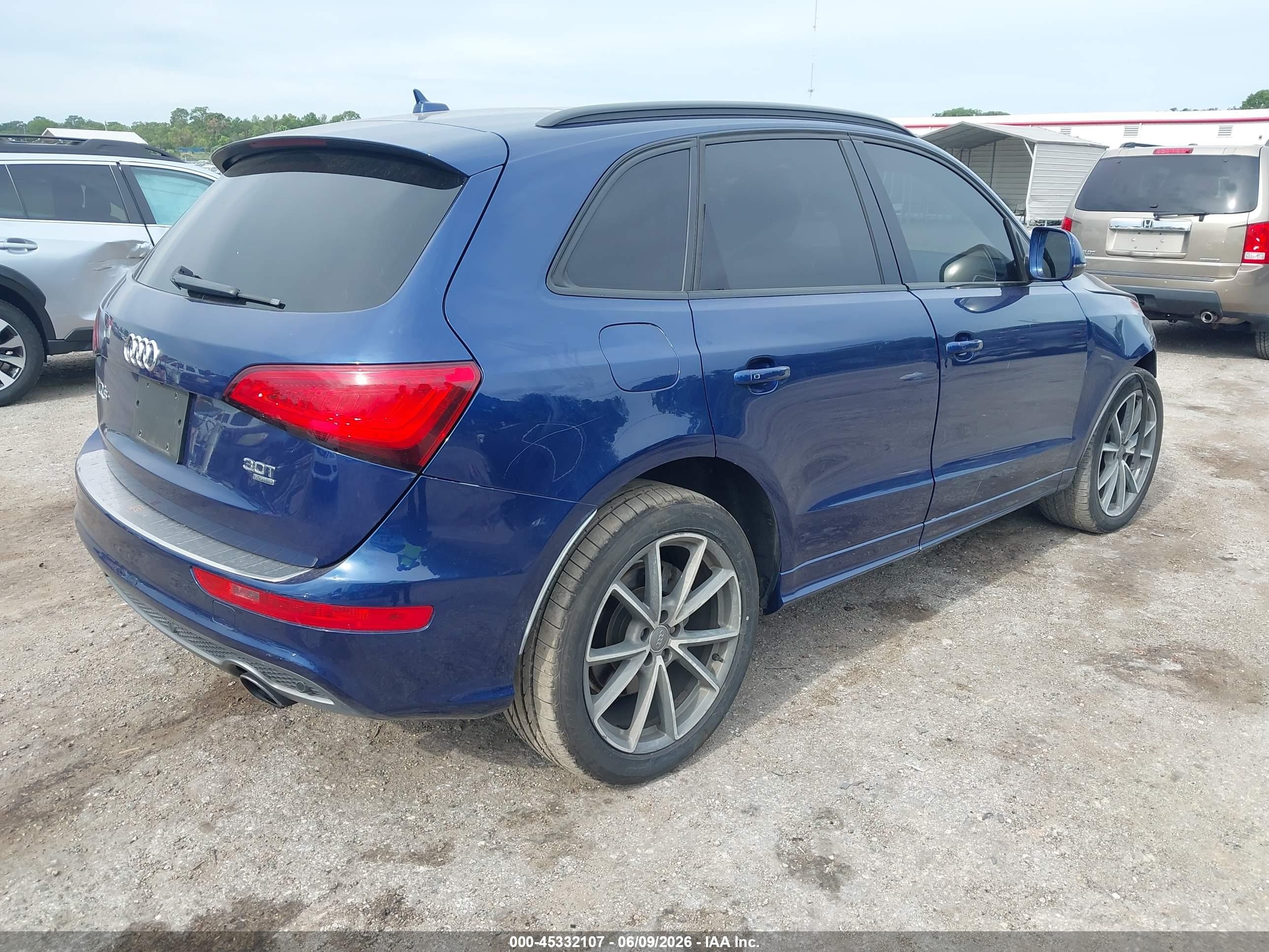2015 Audi Q5 3.0t Premium Plus Dark Blue vin: WA1DGAFP3FA052310