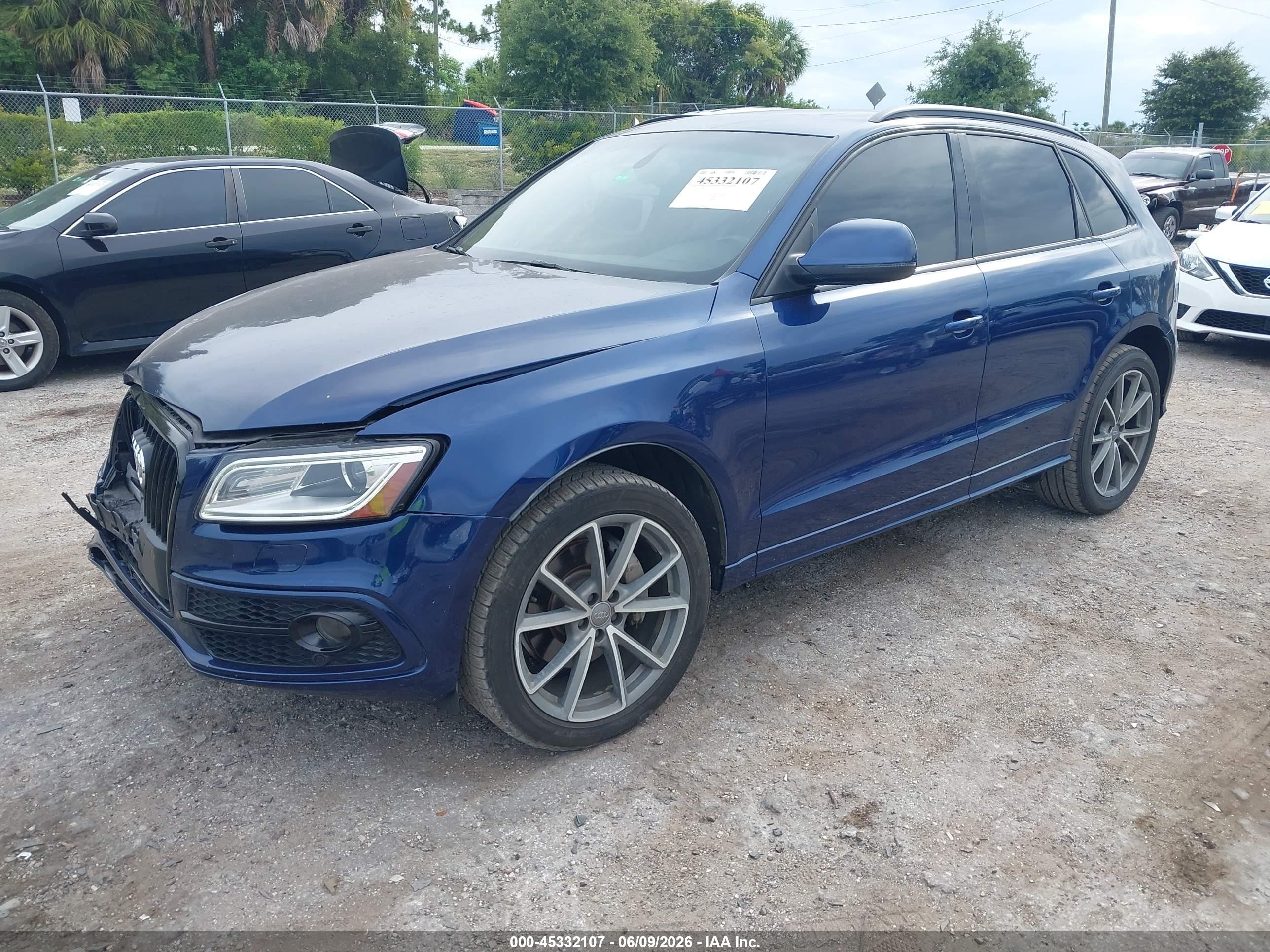 2015 Audi Q5 3.0t Premium Plus Dark Blue vin: WA1DGAFP3FA052310