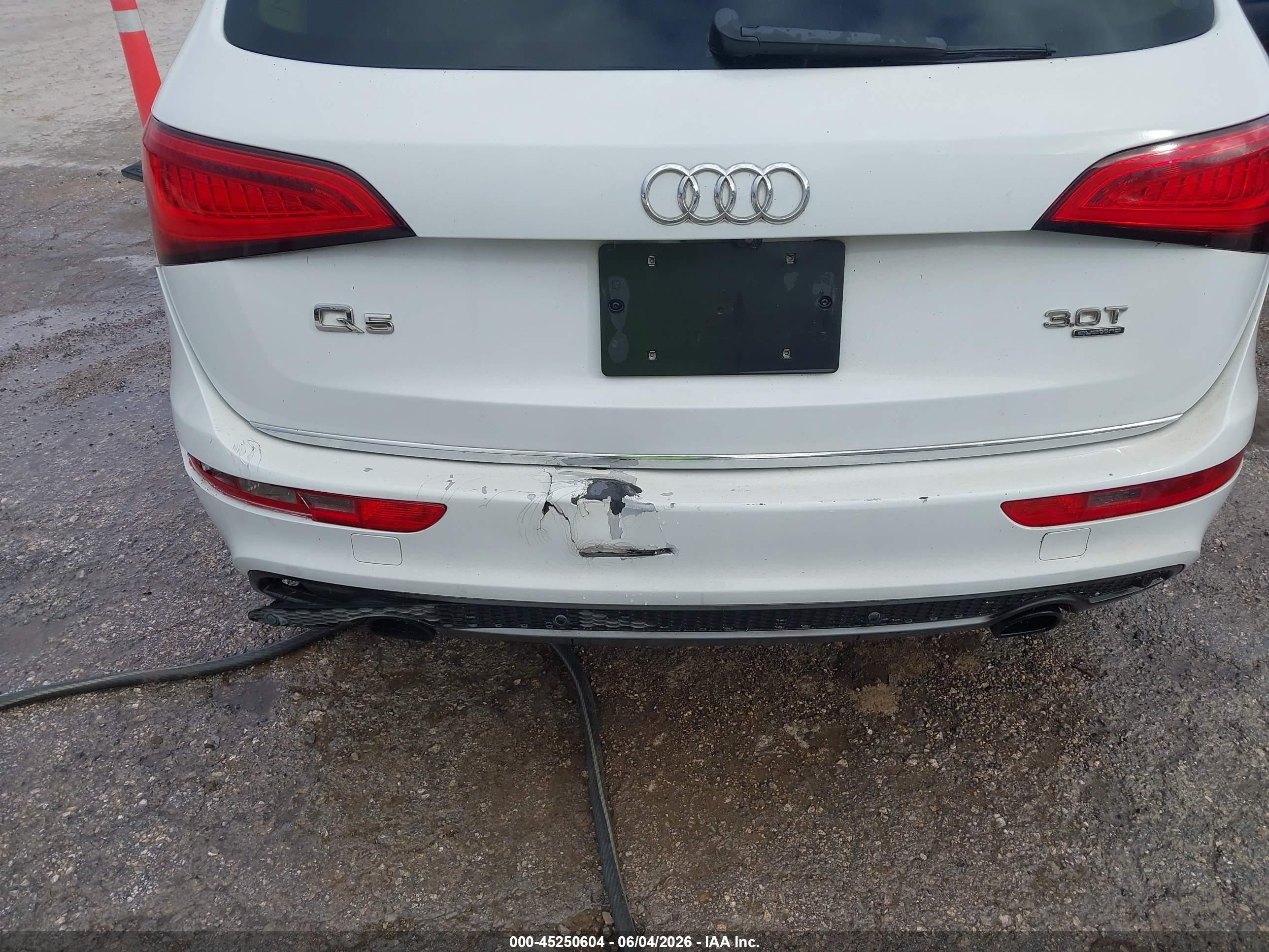 2015 Audi Q5 3.0t Premium Plus White vin: WA1DGAFP3FA059998