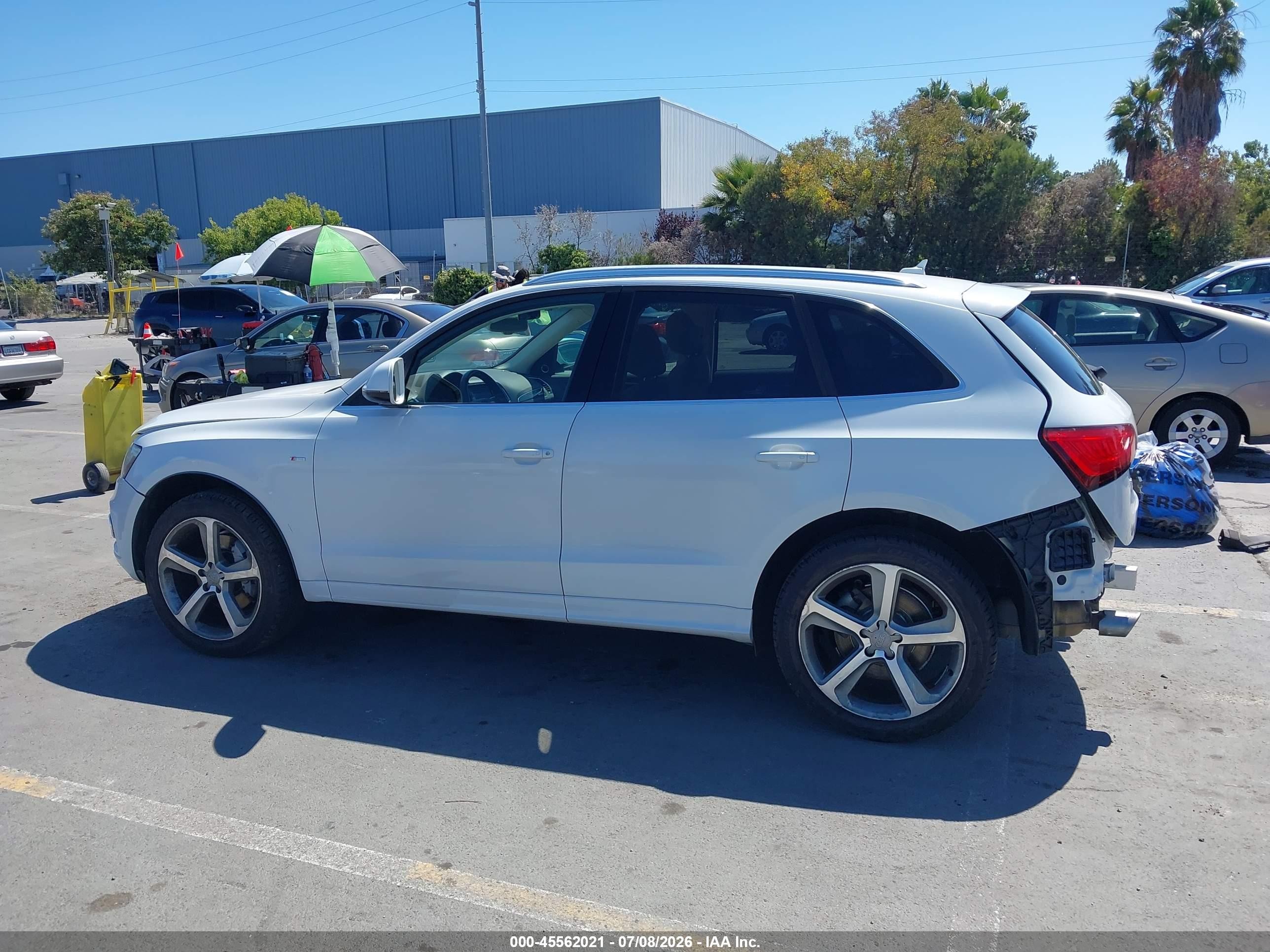 2014 Audi Q5 3.0t Premium Plus White vin: WA1DGAFP4EA059538