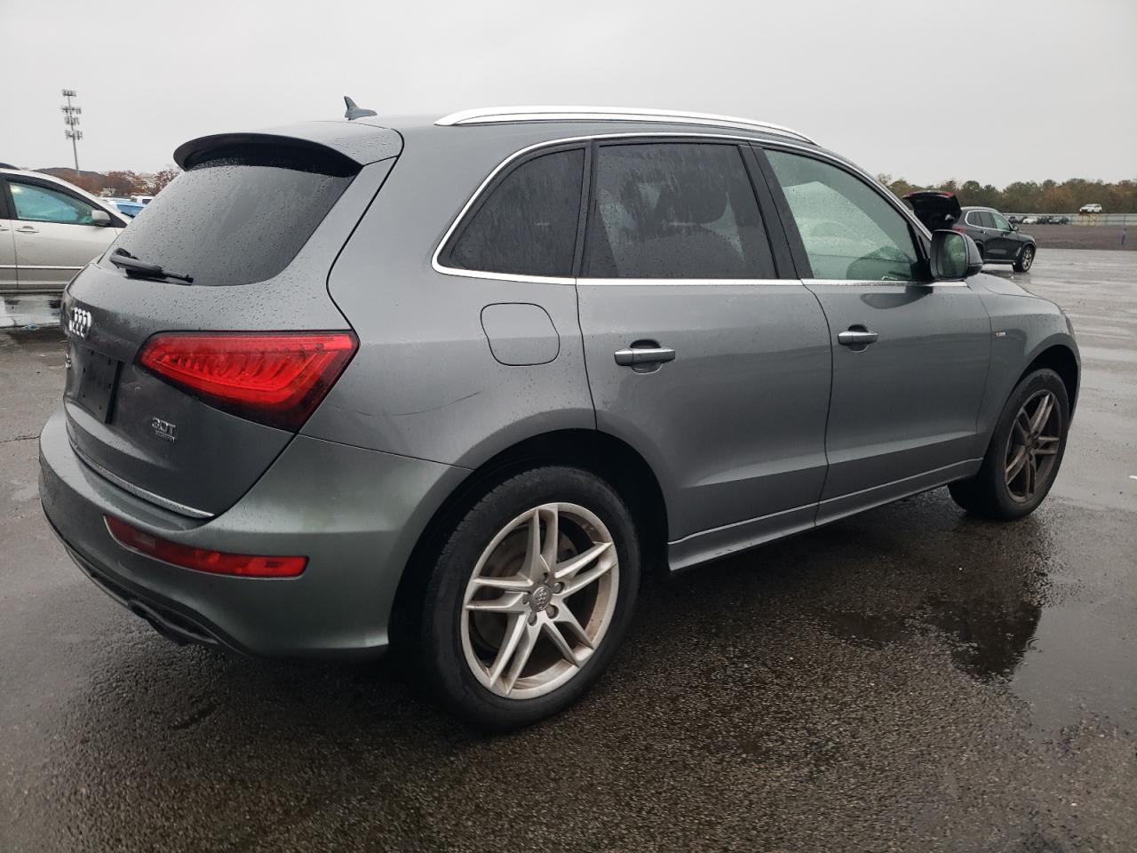 2015 Audi Q5 Premium Plus Gray vin: WA1DGAFP4FA101367
