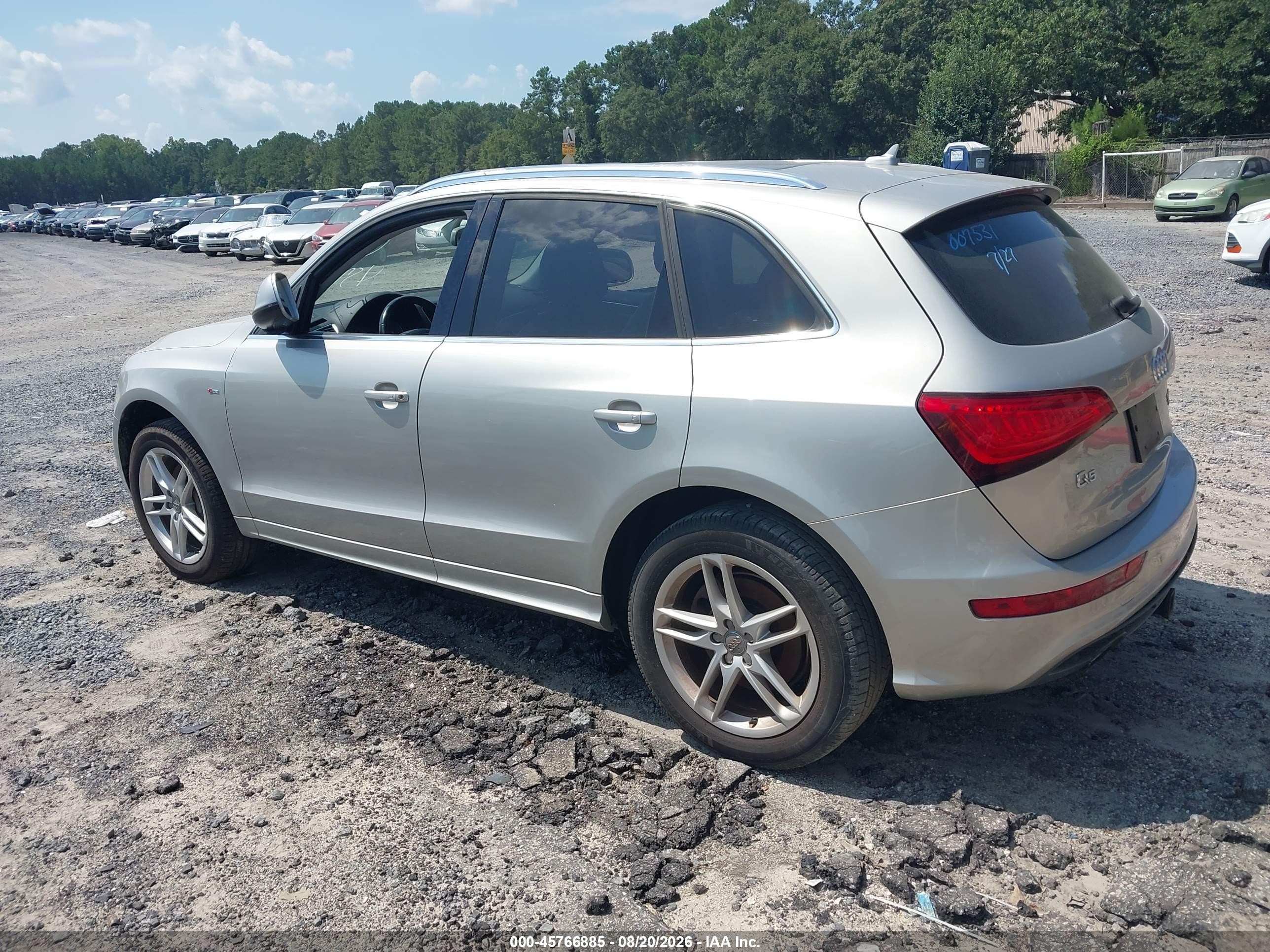 2014 Audi Q5 3.0t Premium Plus Beige vin: WA1DGAFP5EA007531