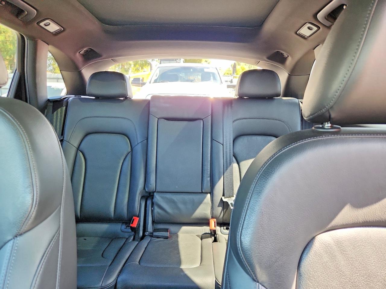 2014 Audi Q5 Premium Plus Gray vin: WA1DGAFP5EA050394