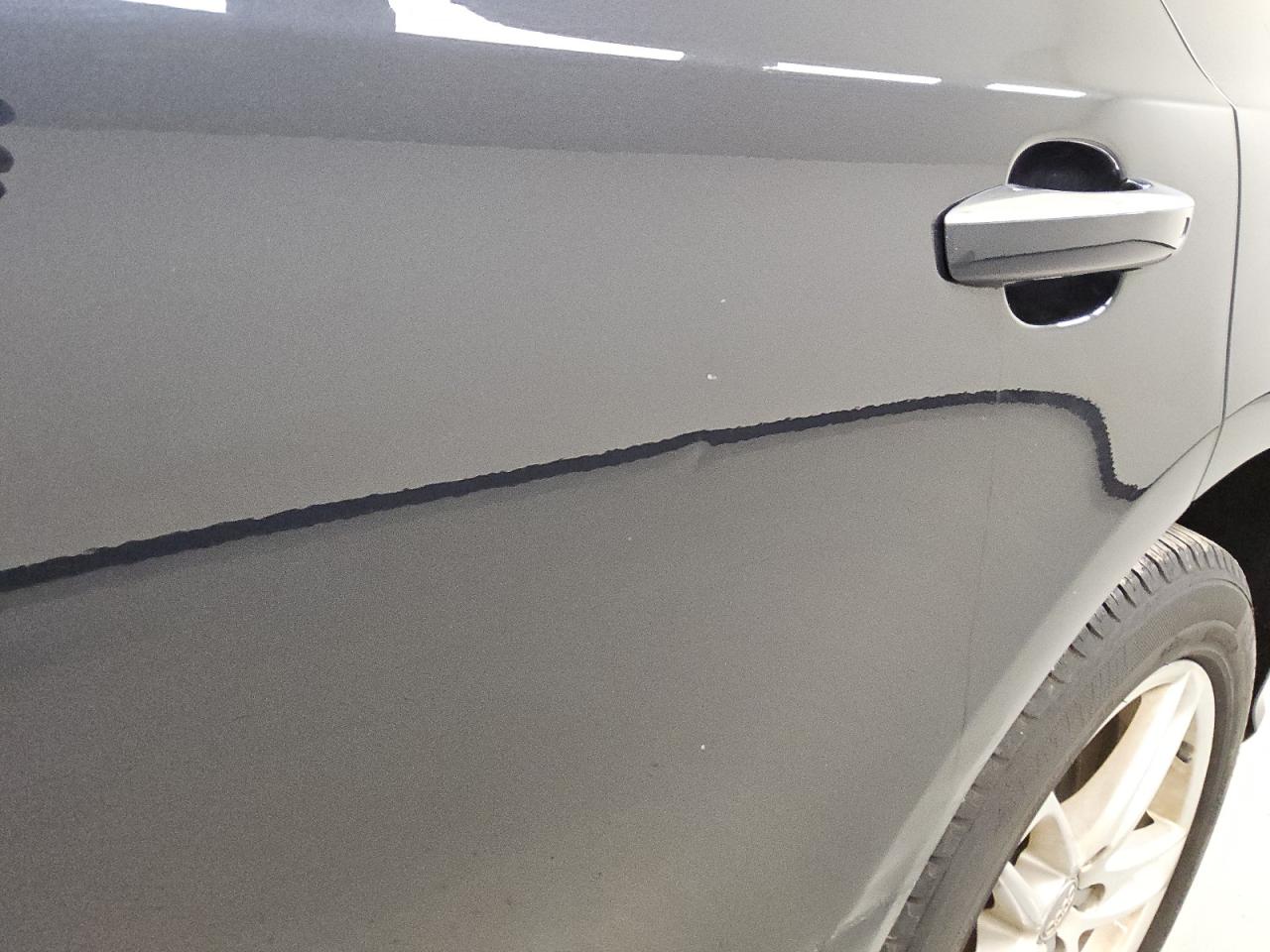 2015 Audi Q5 Premium Plus Blue vin: WA1DGAFP5FA094896 Damage: Left Rear Door, Dent(S) W/ Paint Dmg, 1/2 To 1 Inch