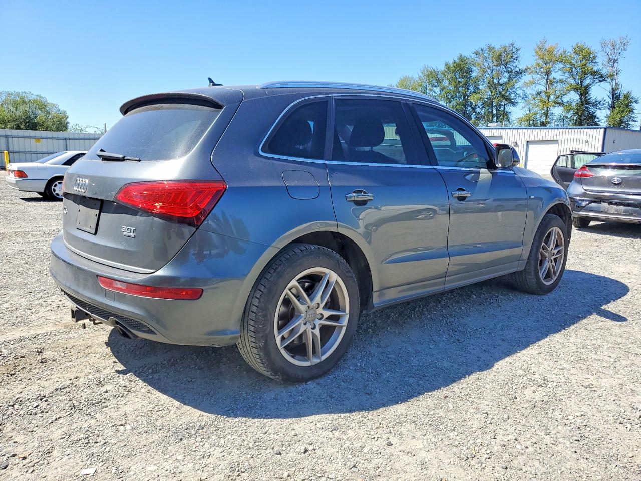 2015 Audi Q5 Premium Plus Gray vin: WA1DGAFP5FA139903
