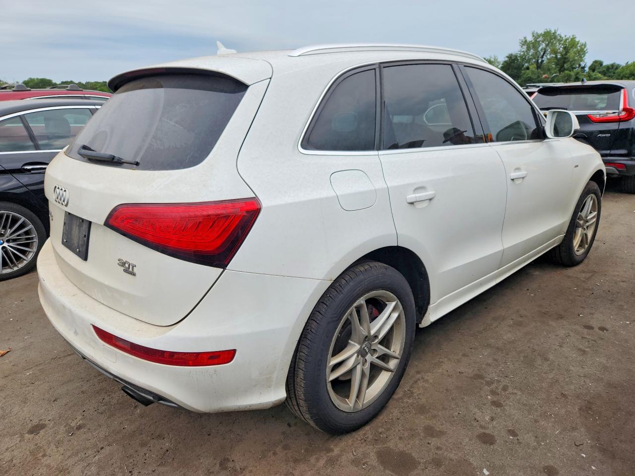 2014 Audi Q5 Premium Plus White vin: WA1DGAFP6EA038206