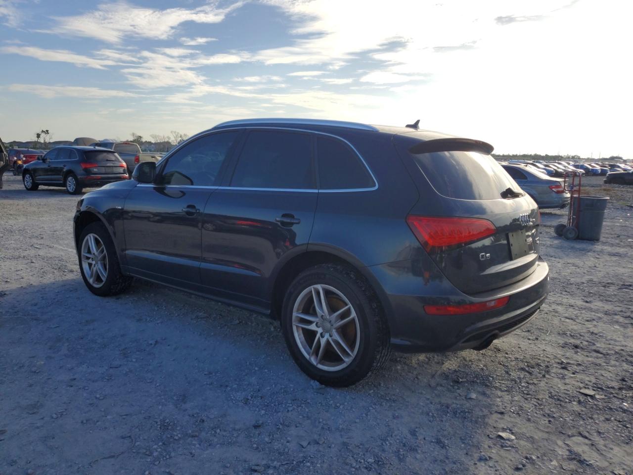 2014 Audi Q5 Premium Plus Charcoal vin: WA1DGAFP6EA123997