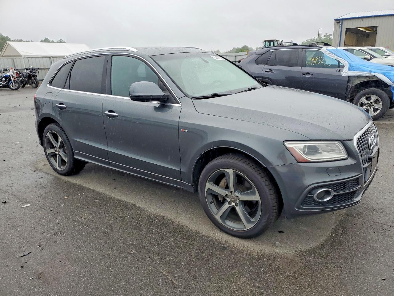 2015 Audi Q5 Premium Plus Gray vin: WA1DGAFP6FA026896