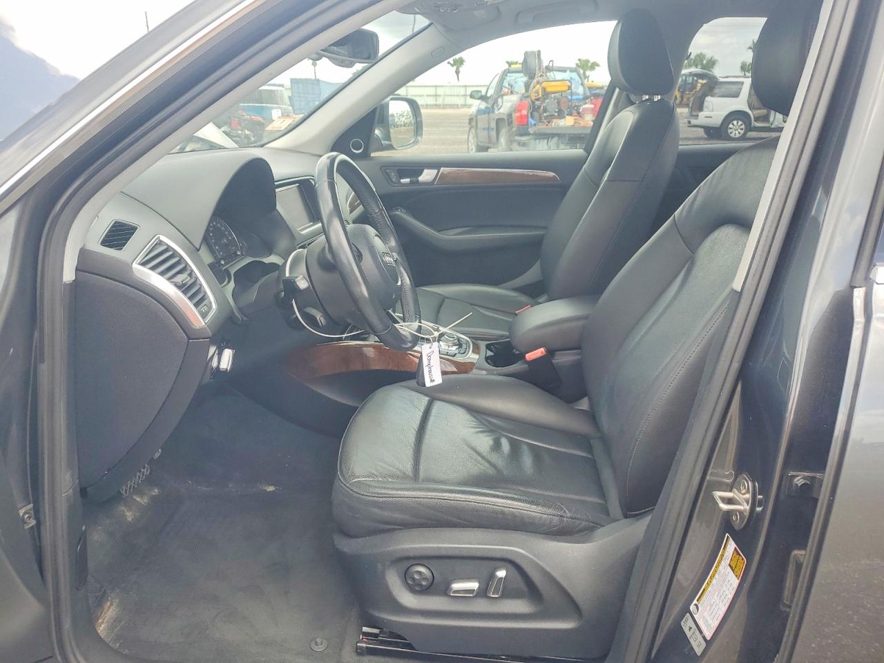 2015 Audi Q5 Premium Plus Серый vin: WA1DGAFP6FA054231