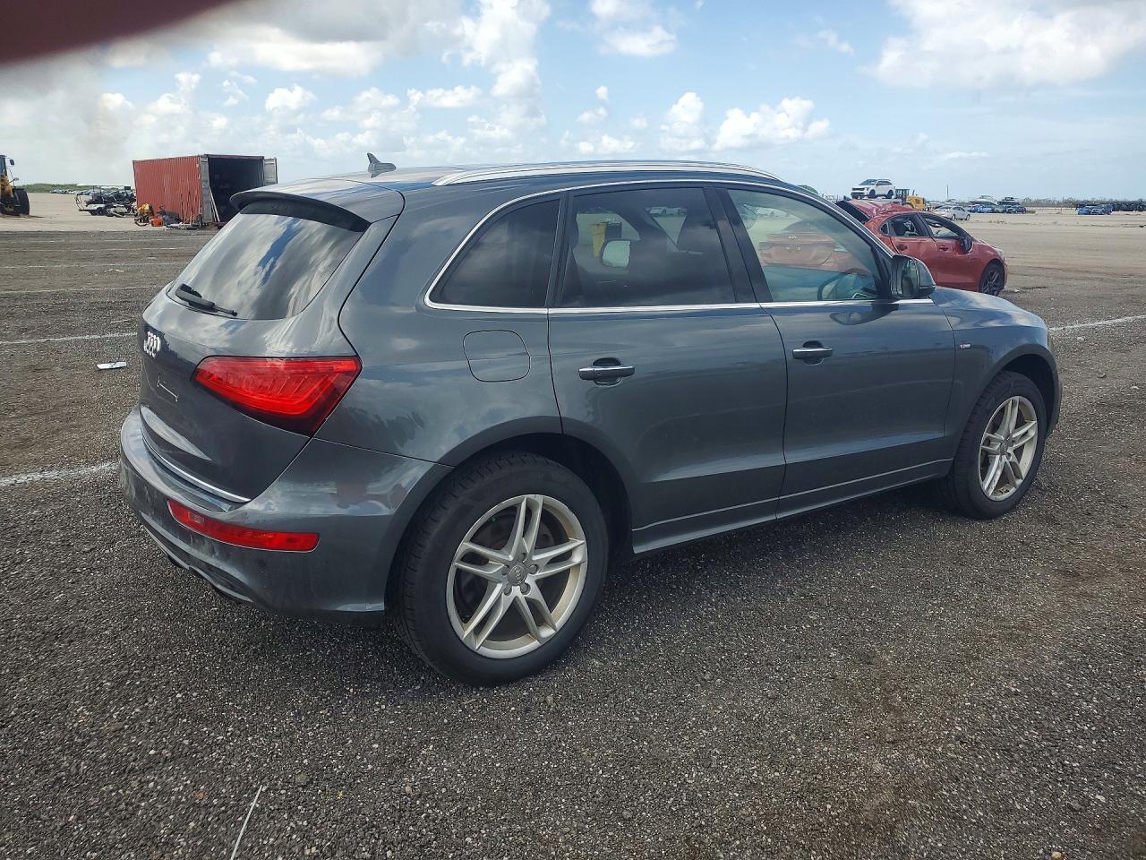 2015 Audi Q5 Premium Plus Серый vin: WA1DGAFP6FA054231