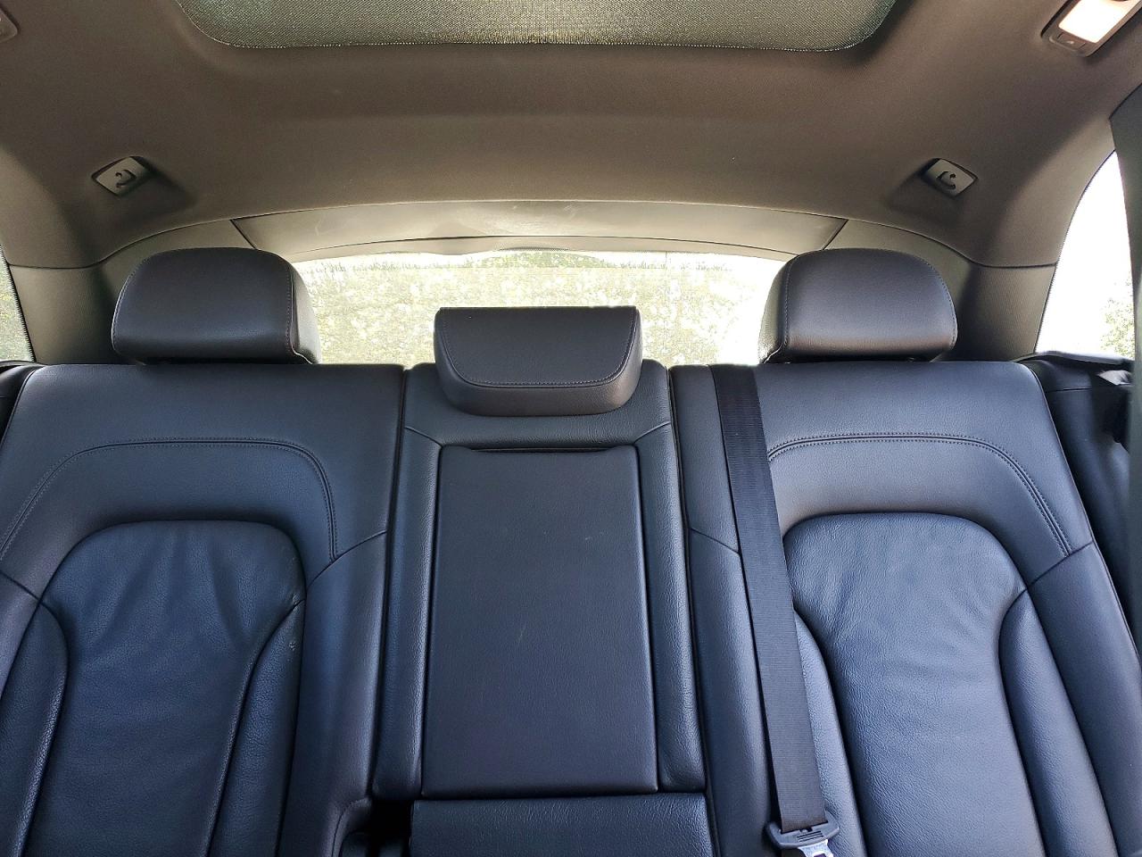 2015 Audi Q5 Premium Plus Черный vin: WA1DGAFP7FA038216