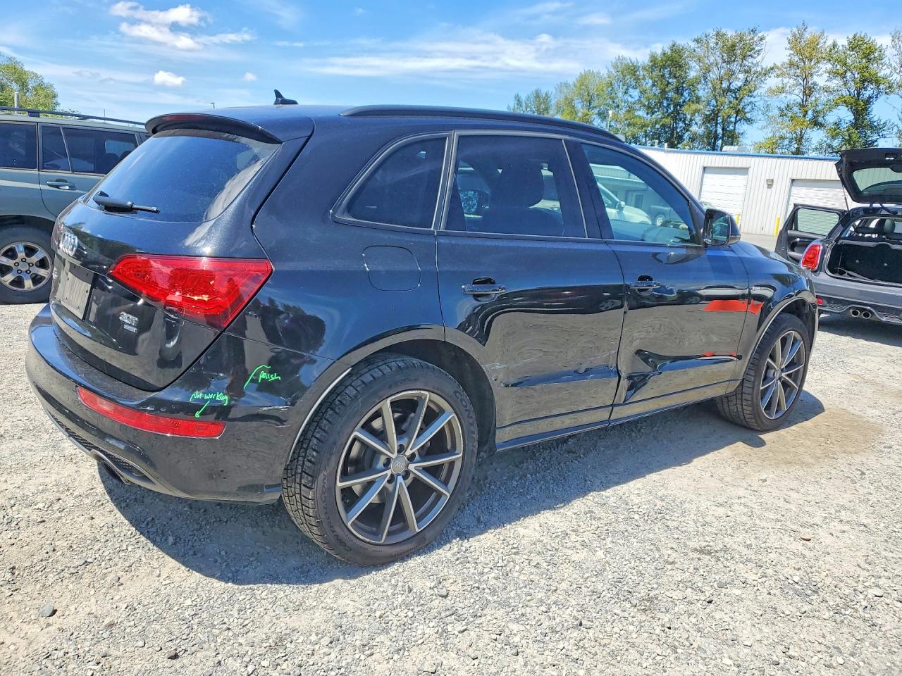 2015 Audi Q5 Premium Plus Черный vin: WA1DGAFP7FA038216