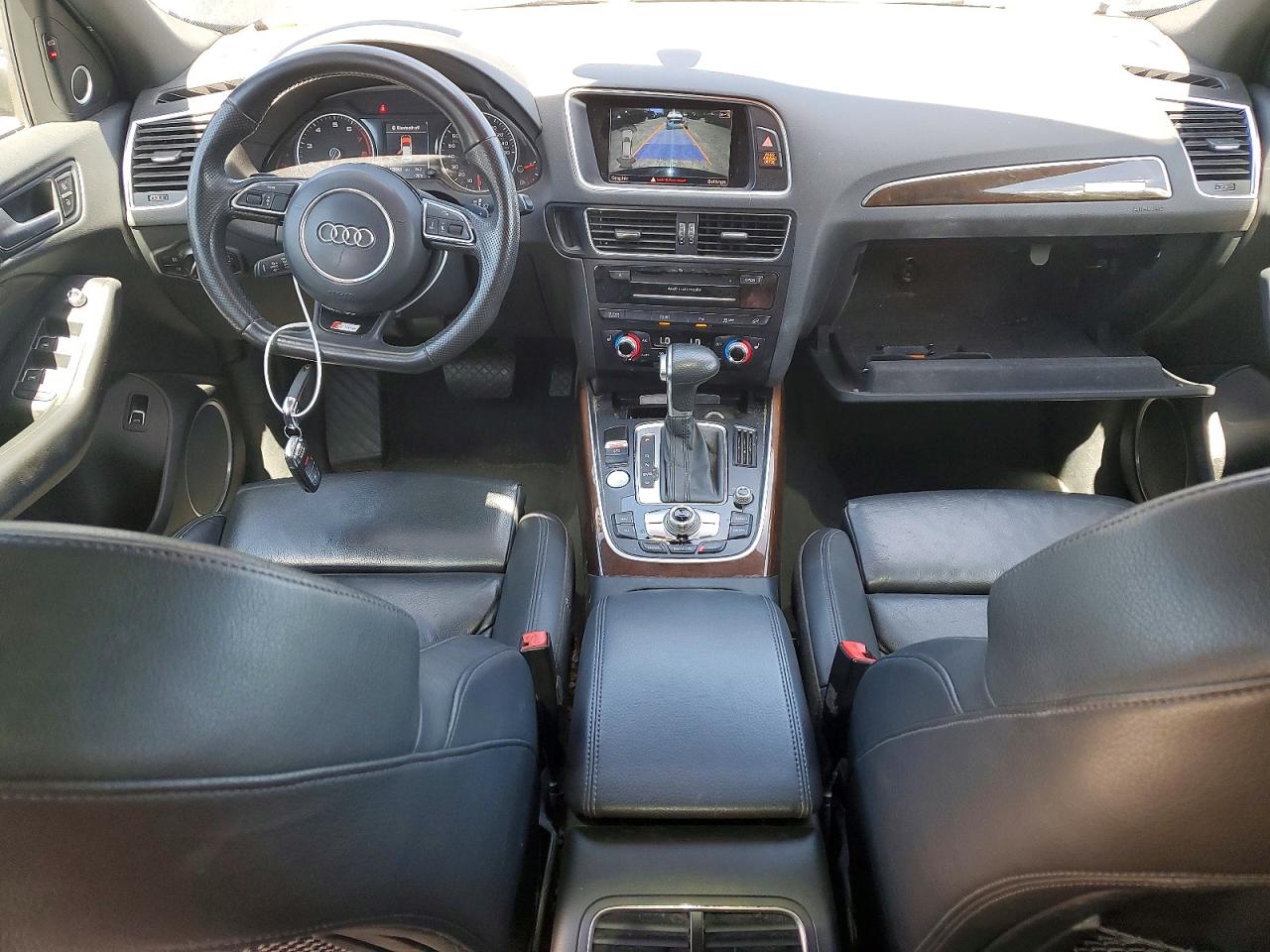 2015 Audi Q5 Premium Plus Черный vin: WA1DGAFP7FA038216