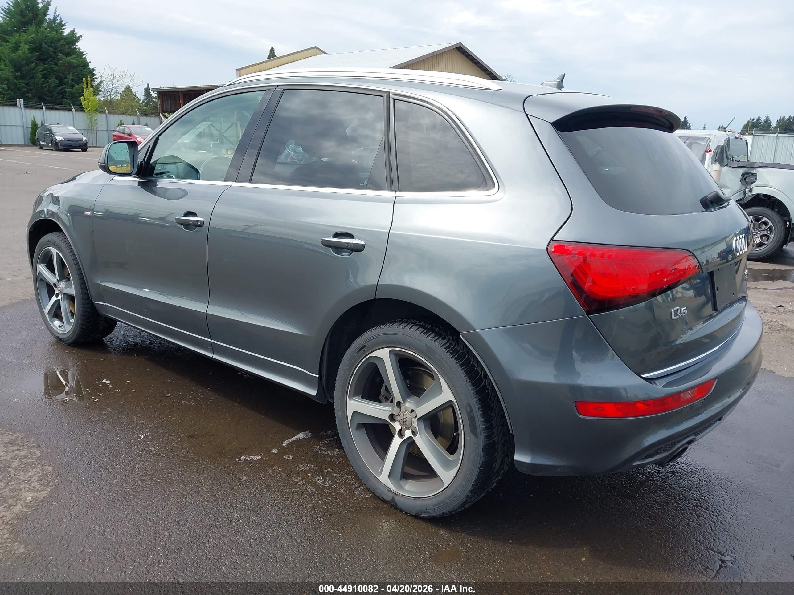 2015 Audi Q5 3.0t Premium Plus Gray vin: WA1DGAFP7FA088341