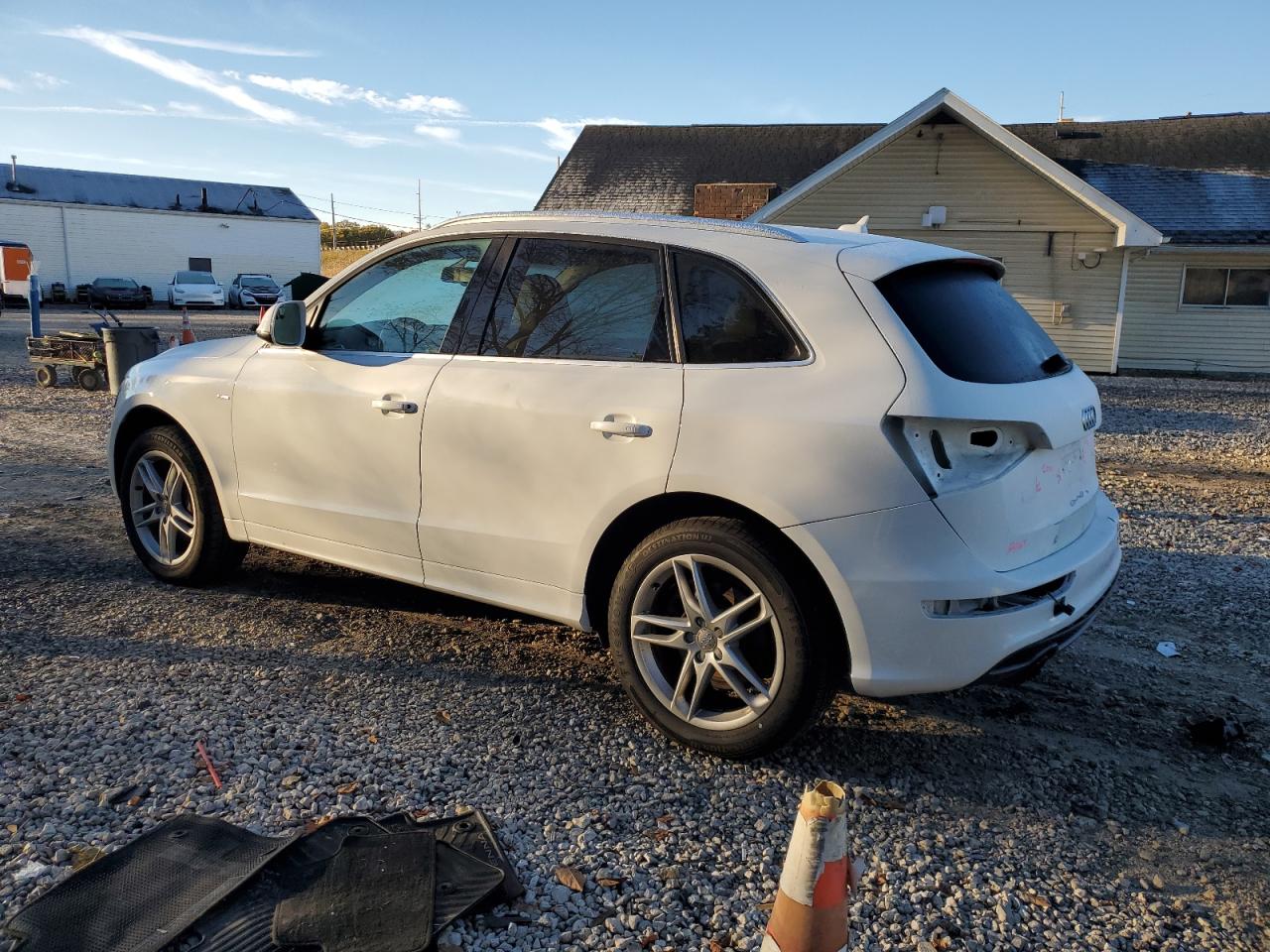 2013 Audi Q5 Premium Plus White vin: WA1DGAFP8DA047598