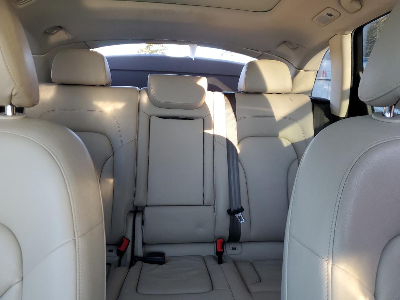 2013 Audi Q5 Premium Plus White vin: WA1DGAFP8DA047598