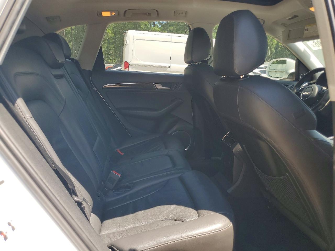 2013 Audi Q5 Premium Plus White vin: WA1DGAFP8DA062747