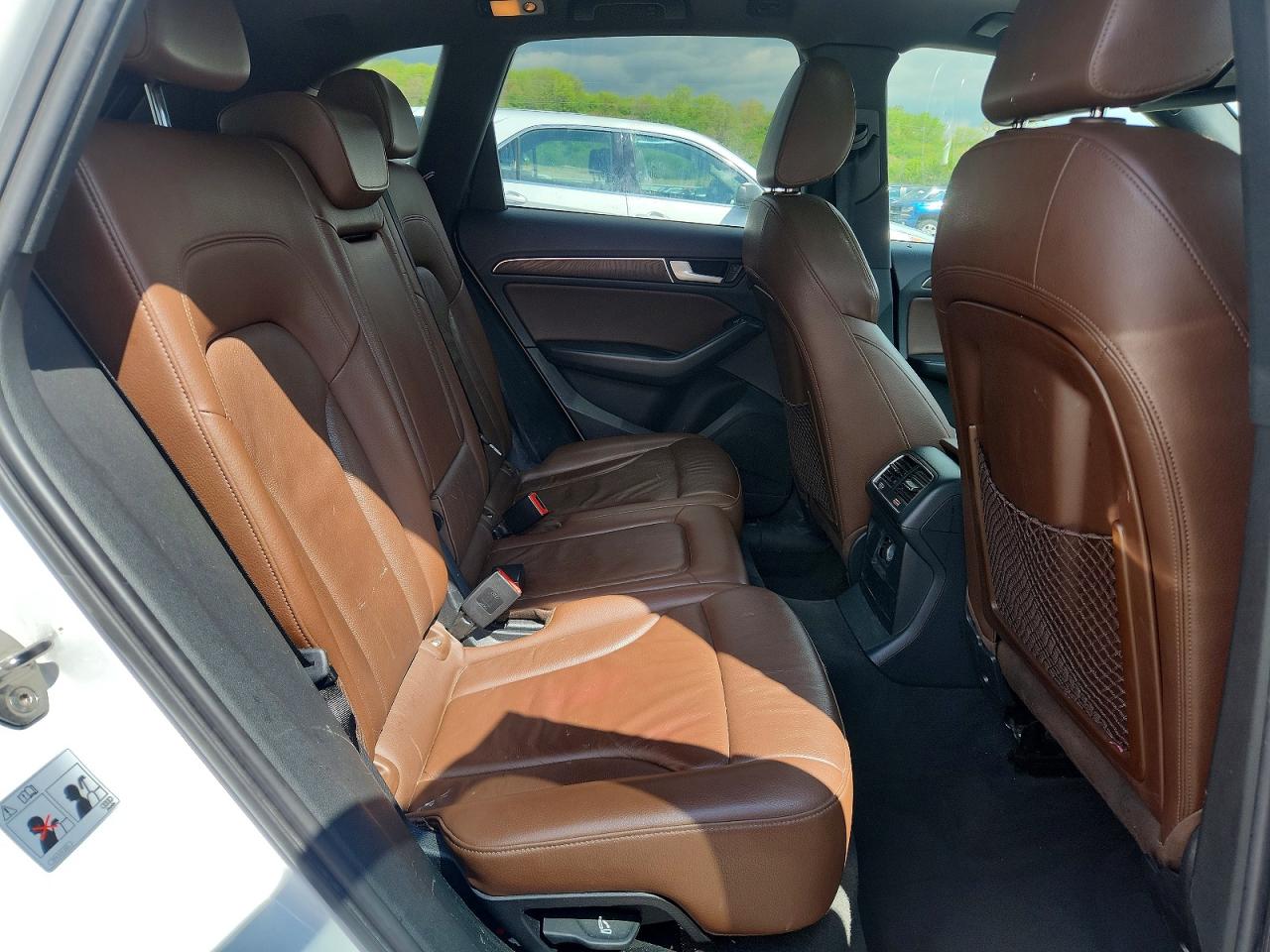 2014 Audi Q5 Premium Plus White vin: WA1DGAFP8EA054715