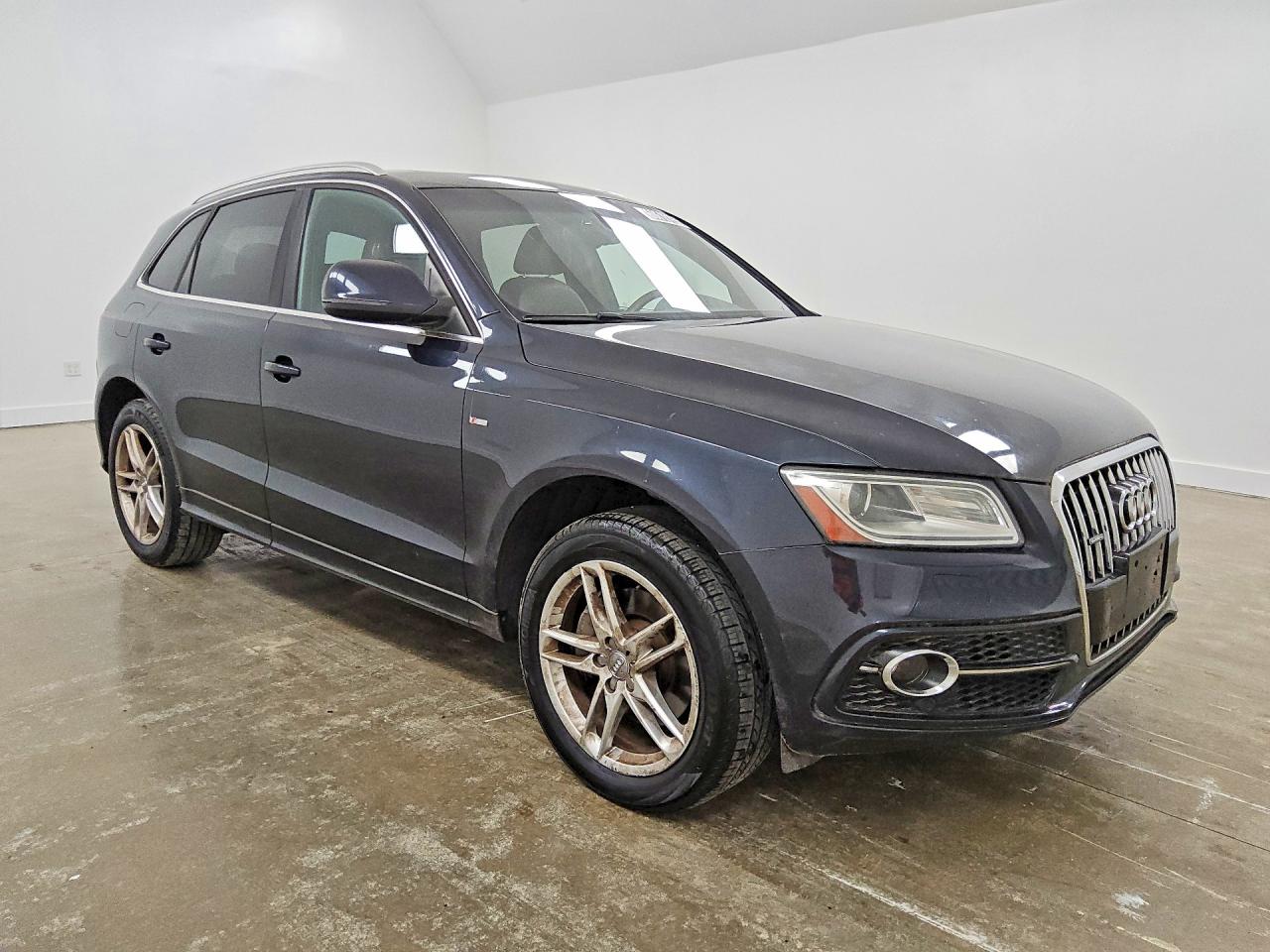 2014 Audi Q5 Premium Plus Blue vin: WA1DGAFP8EA062071