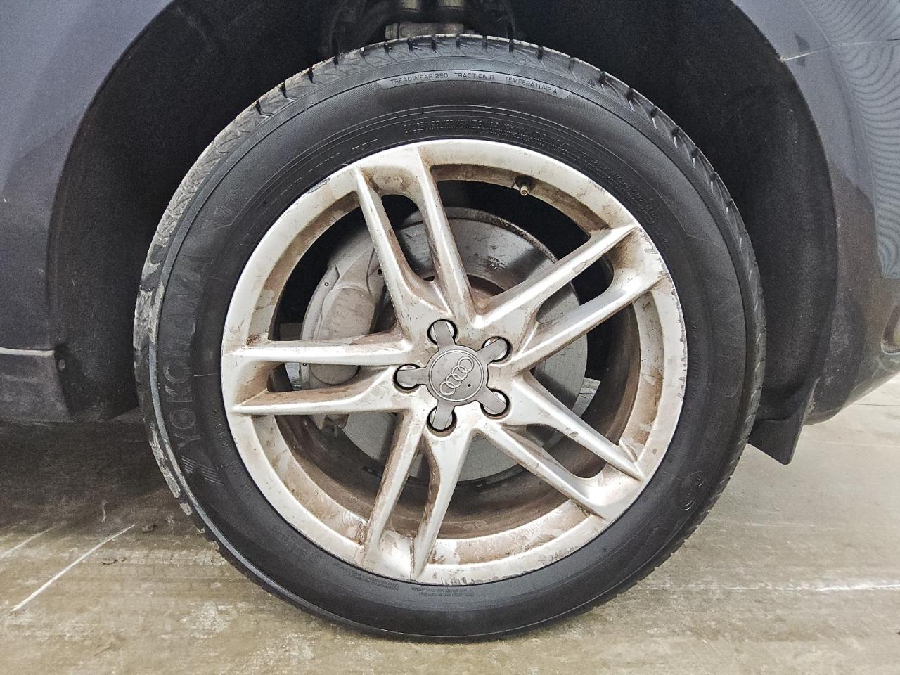 2014 Audi Q5 Premium Plus Blue vin: WA1DGAFP8EA062071 Damage: Right Front Wheel, Curb Rash, > 12 Inches