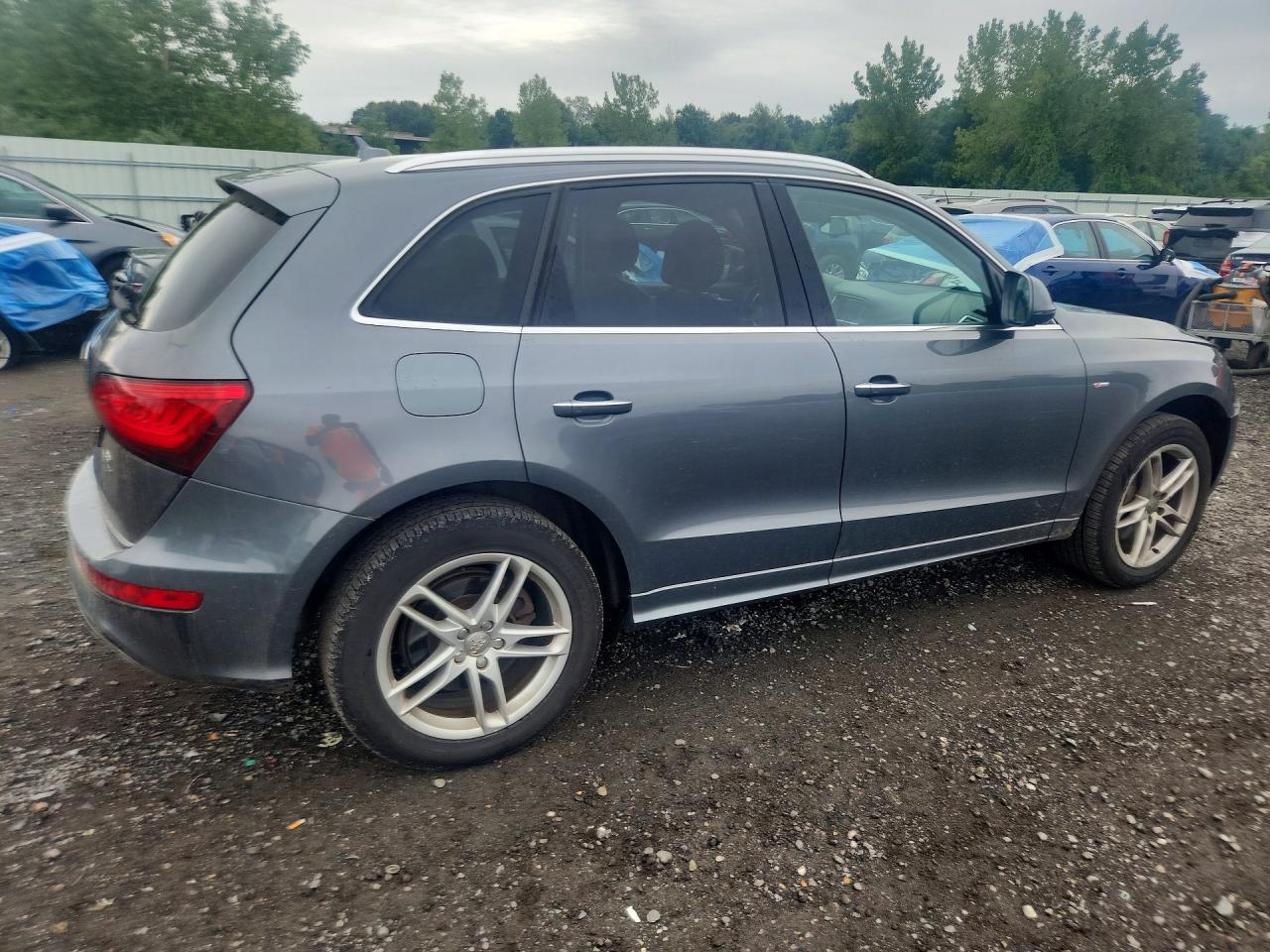 2015 Audi Q5 Premium Plus Gray vin: WA1DGAFP8FA041058