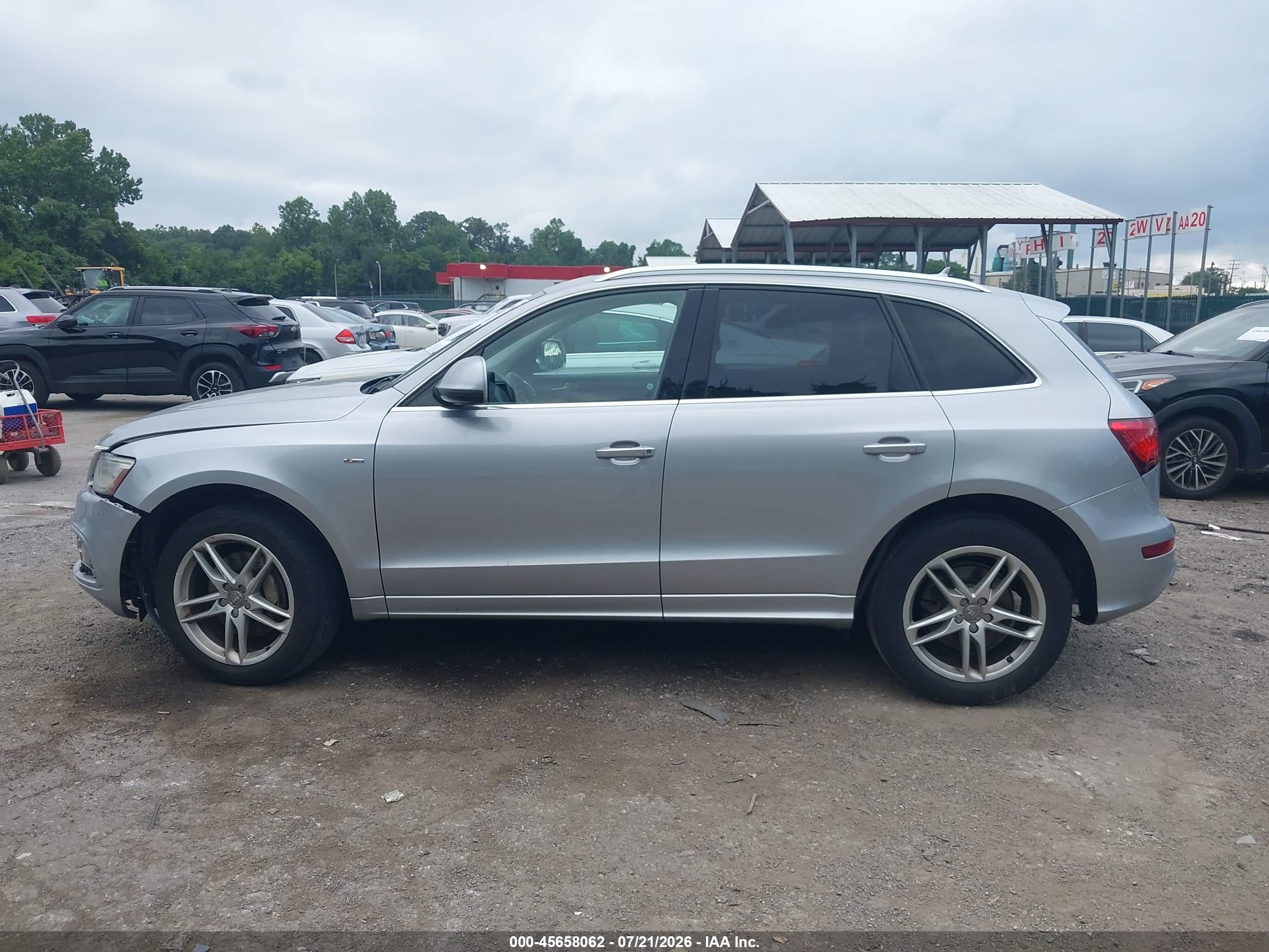 2015 Audi Q5 3.0t Premium Plus Silver vin: WA1DGAFP8FA102408