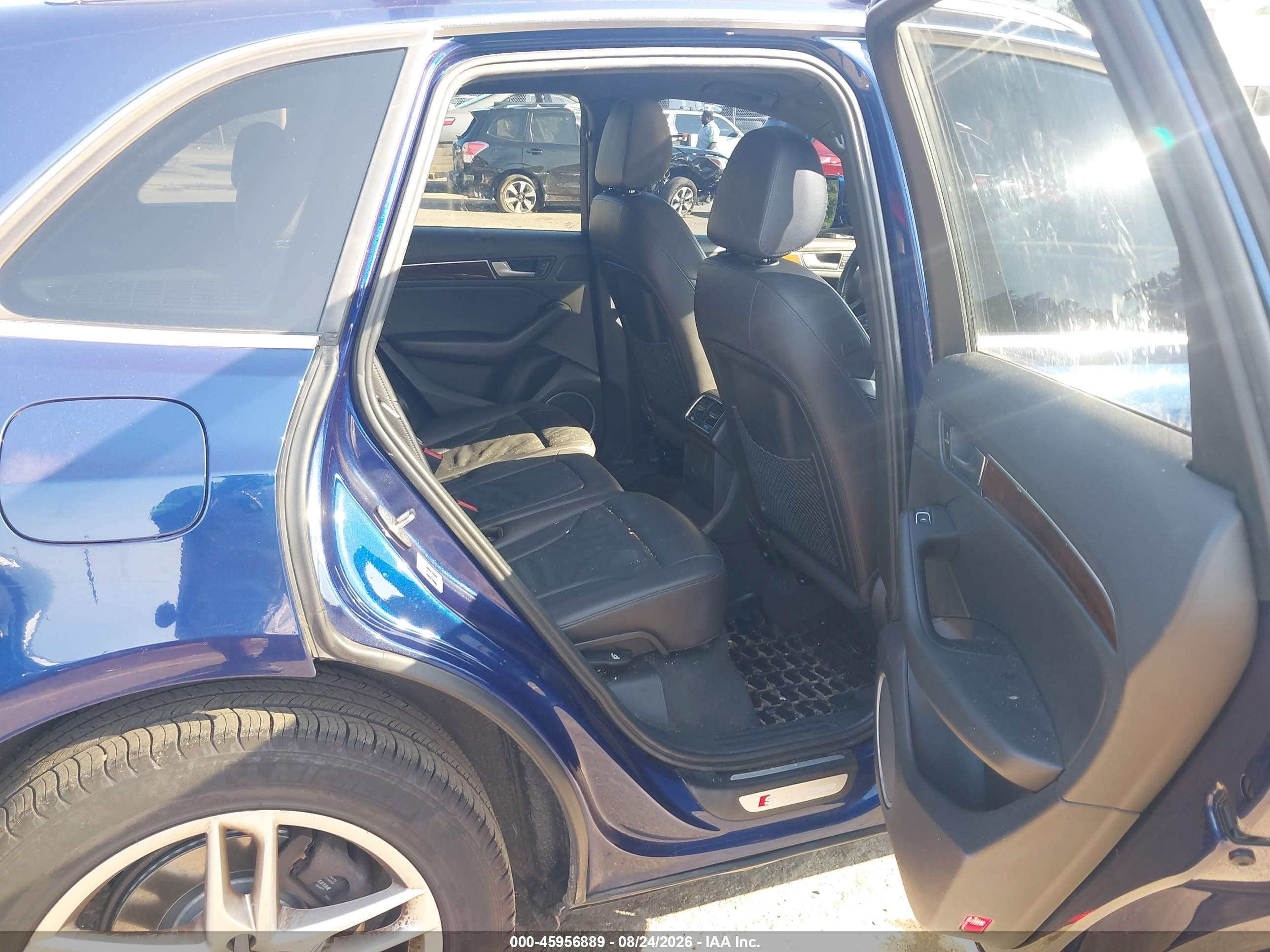 2015 Audi Q5 3.0t Premium Plus Синий vin: WA1DGAFP9FA072691