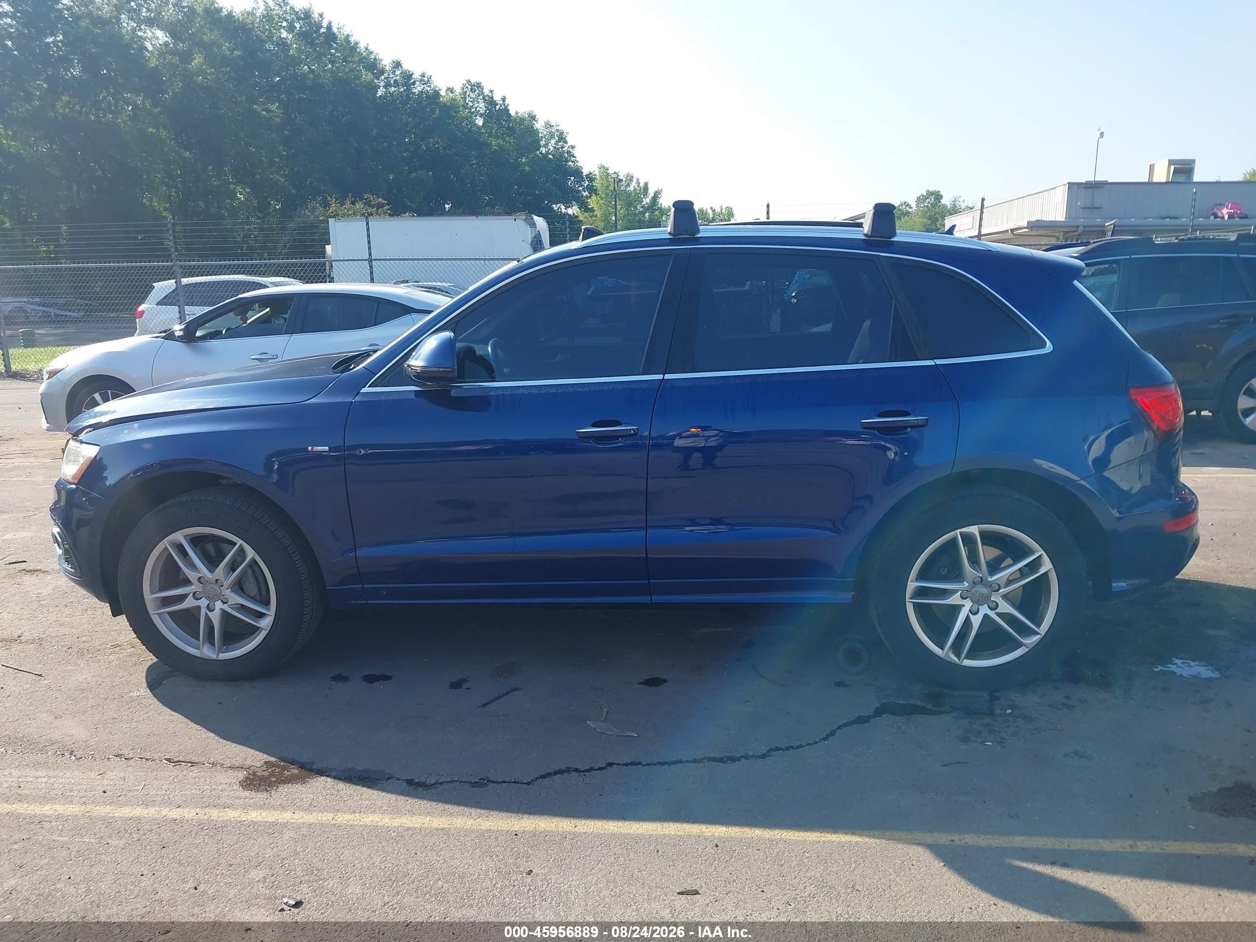 2015 Audi Q5 3.0t Premium Plus Синий vin: WA1DGAFP9FA072691