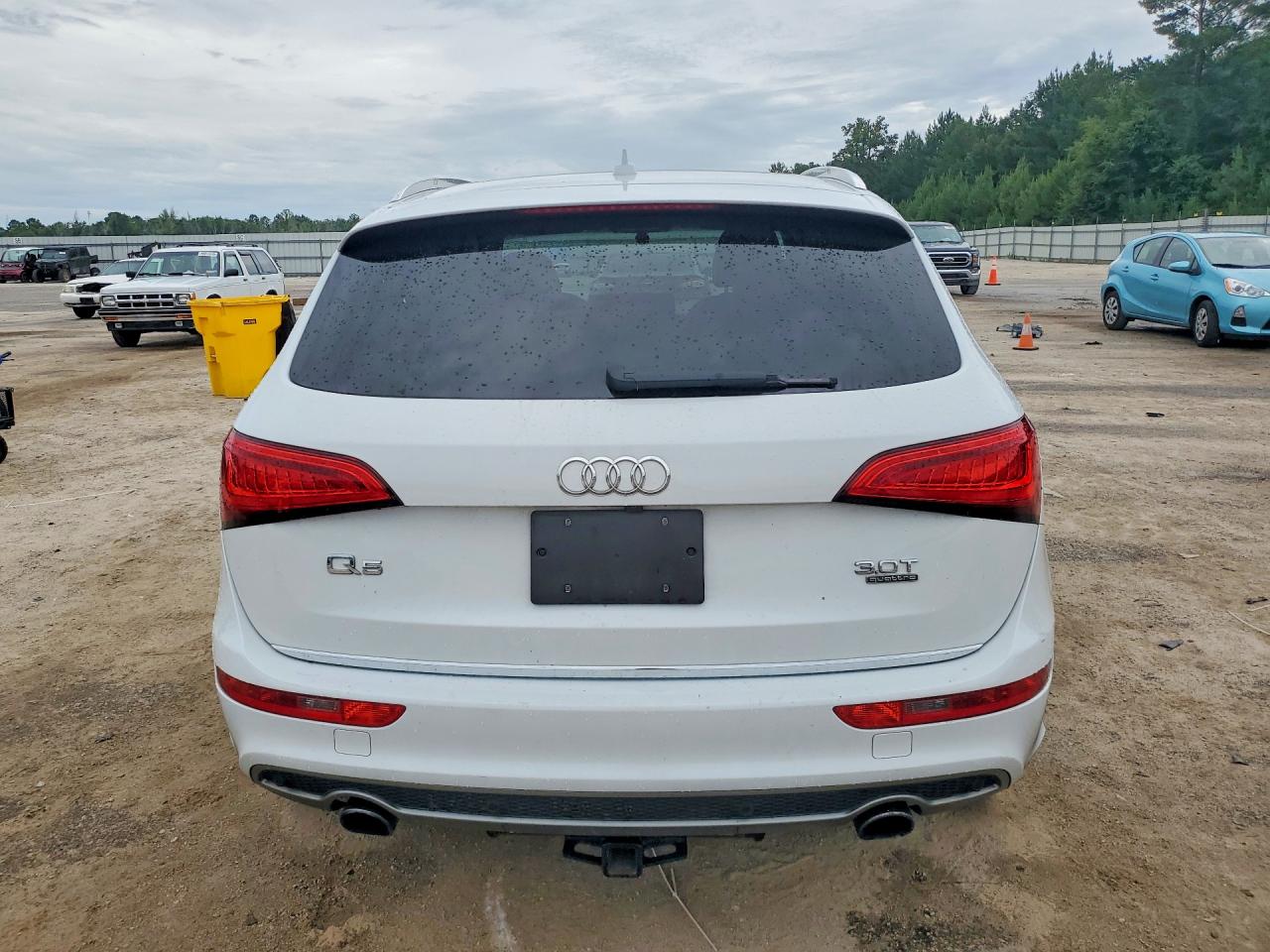 2015 Audi Q5 Premium Plus White vin: WA1DGAFP9FA123090