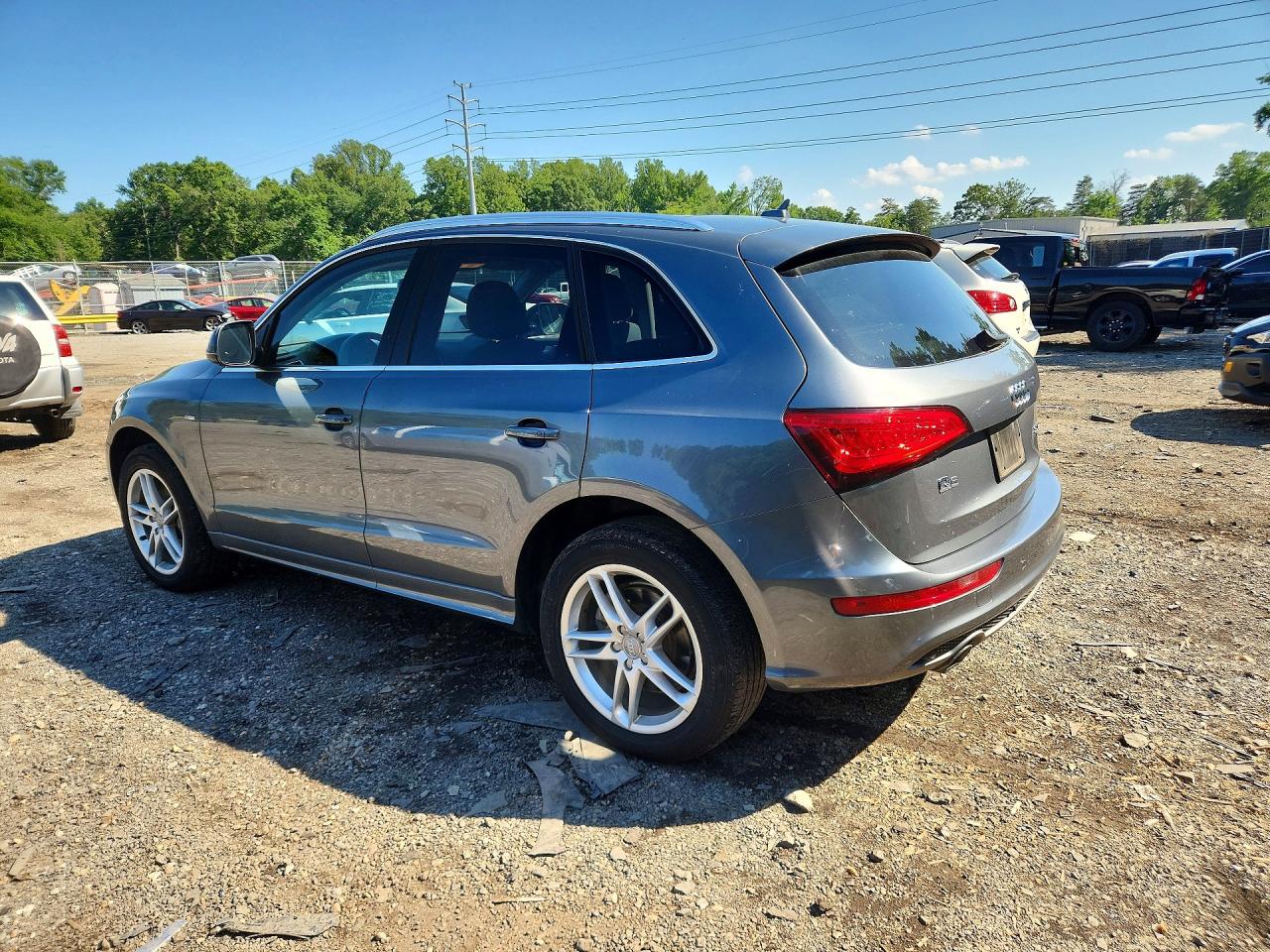 2014 Audi Q5 Premium Plus Gray vin: WA1DGAFPXEA110170