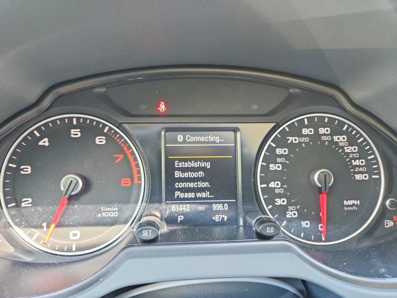 2014 Audi Q5 Premium Plus Gray vin: WA1DGAFPXEA110170
