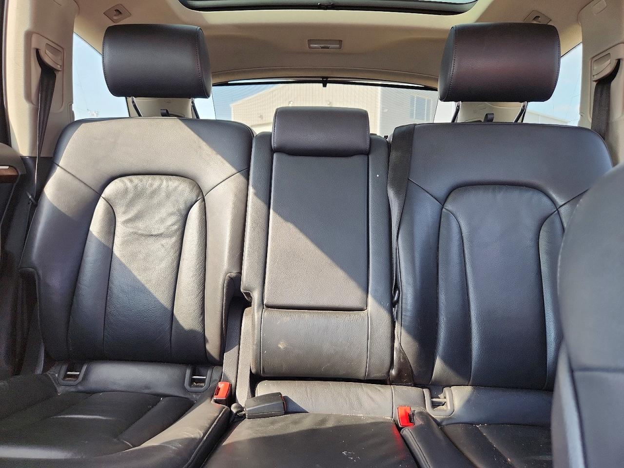 2011 Audi Q7 Prestige Gray vin: WA1DGCFE2BD005627