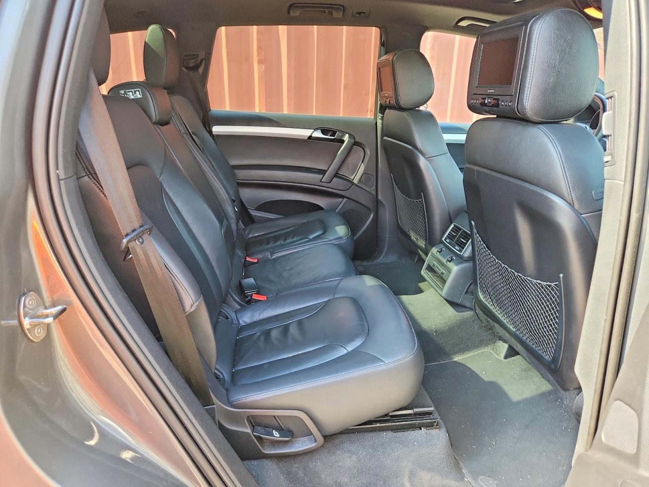 2014 Audi Q7 Prestige Silver vin: WA1DGCFE5ED014763