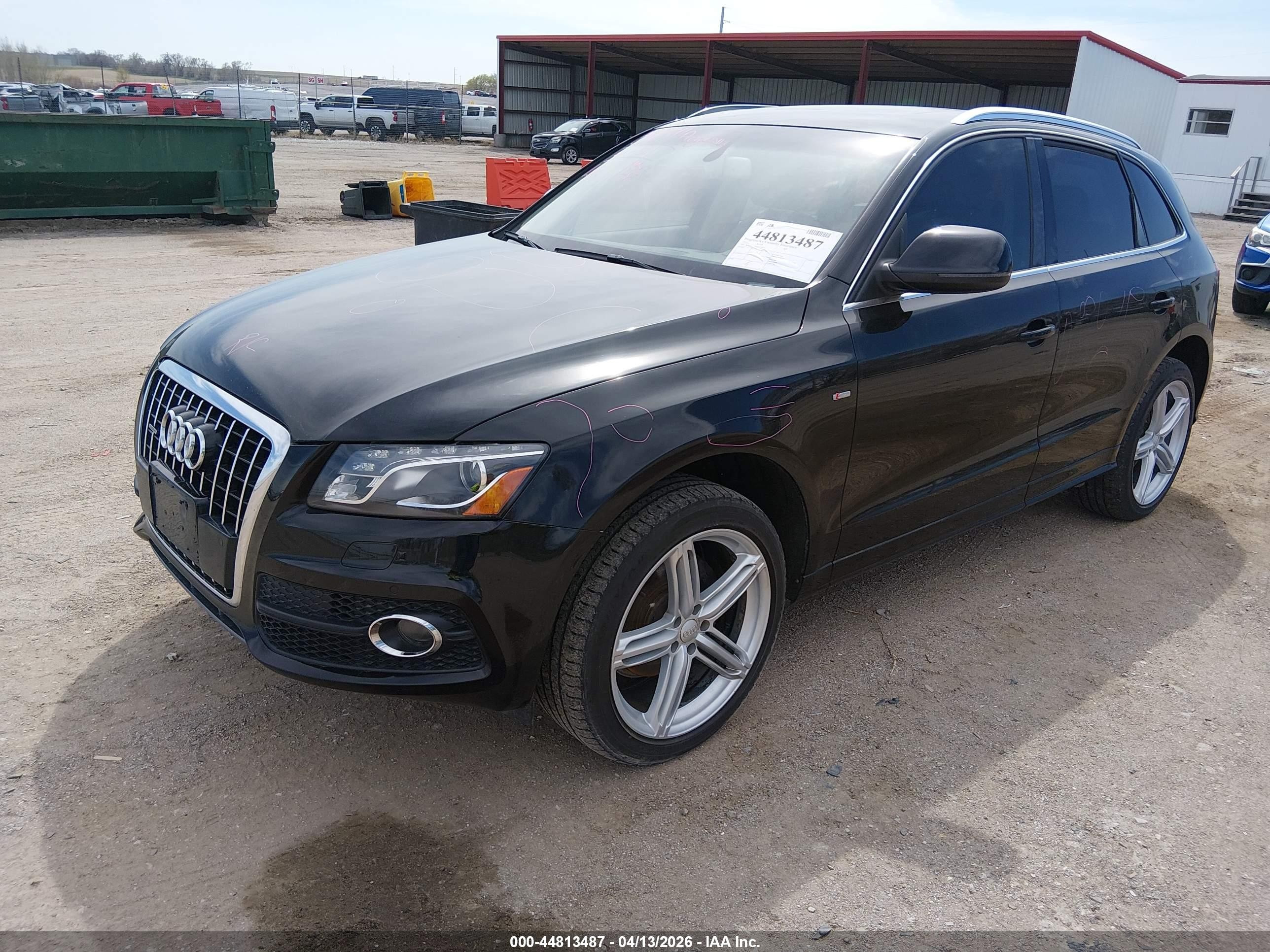 2011 Audi Q5 3.2 Premium Plus Black vin: WA1DKAFP0BA011836