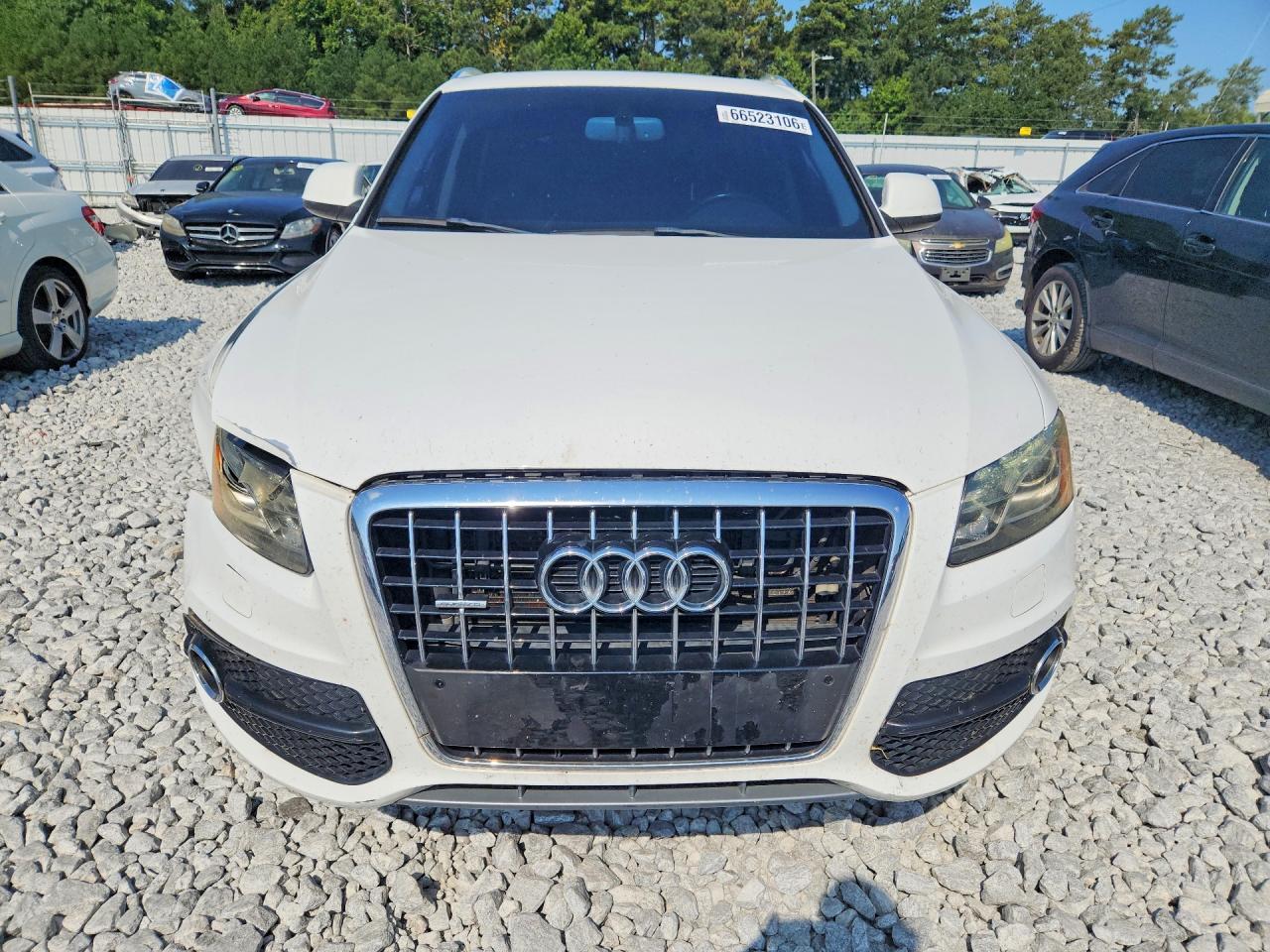 2011 Audi Q5 Premium Plus White vin: WA1DKAFP0BA116991