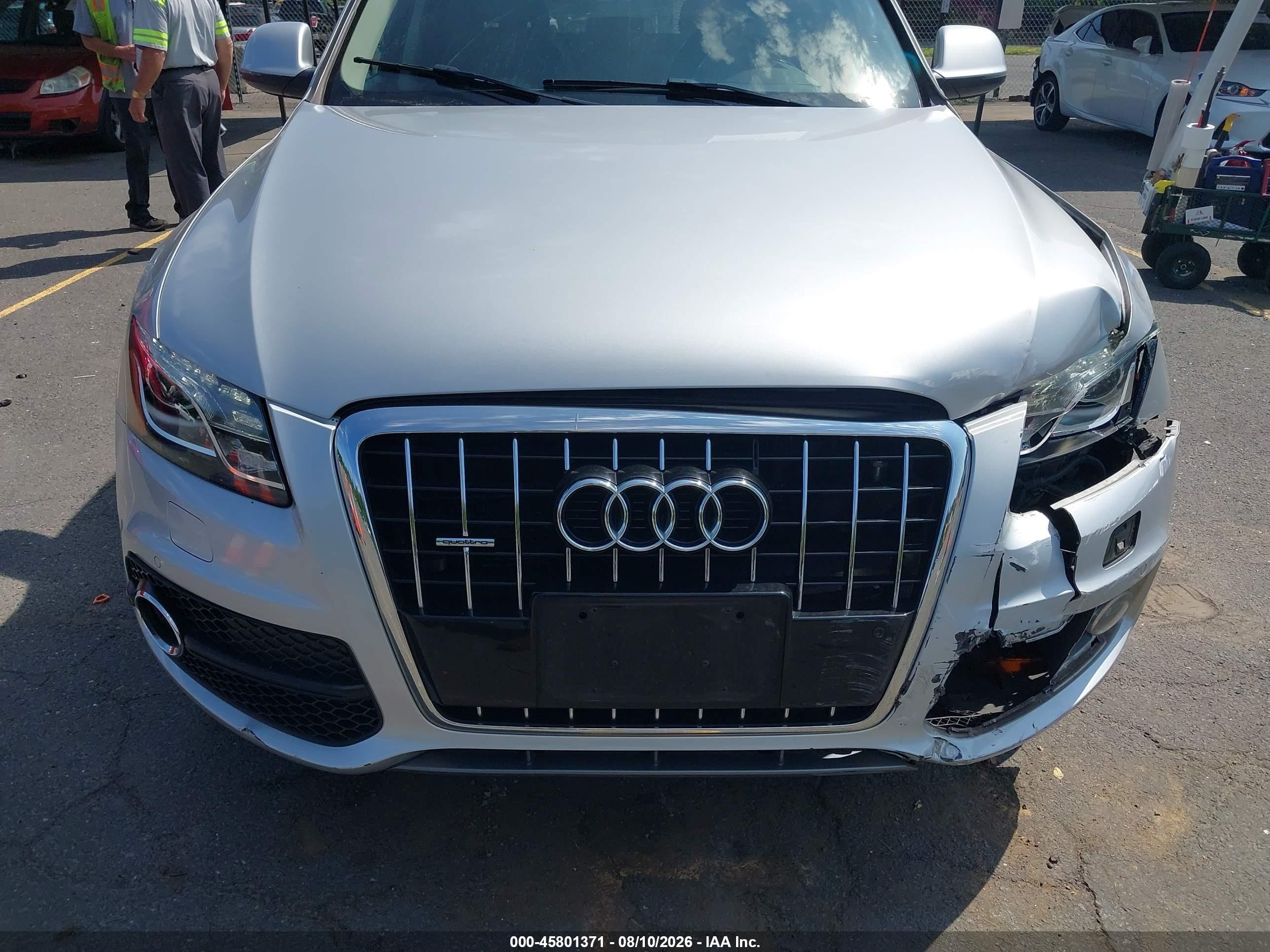 2011 Audi Q5 3.2 Premium Plus Silver vin: WA1DKAFP1BA090367