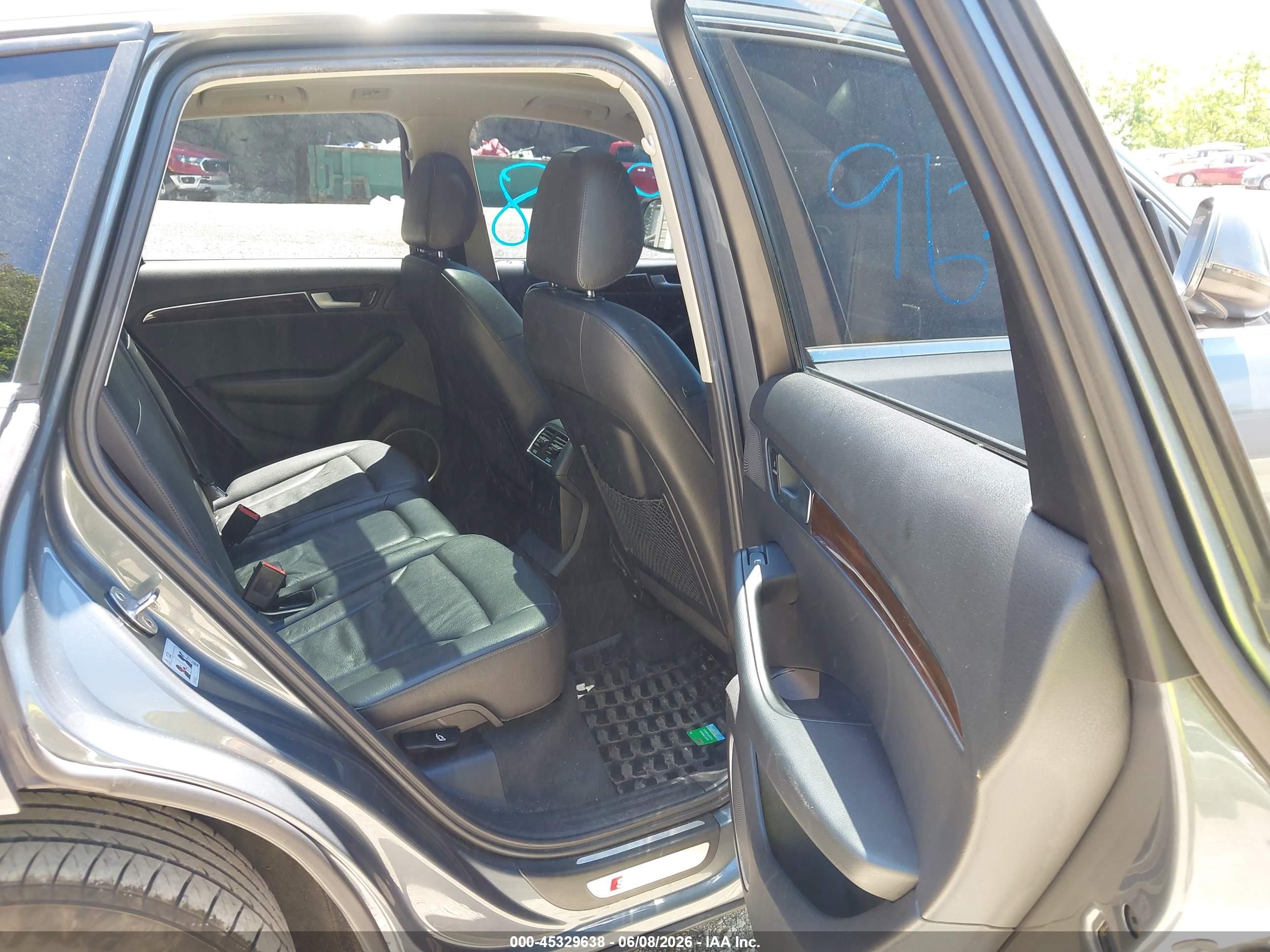 2012 Audi Q5 3.2 Premium Plus Pewter vin: WA1DKAFP1CA139360