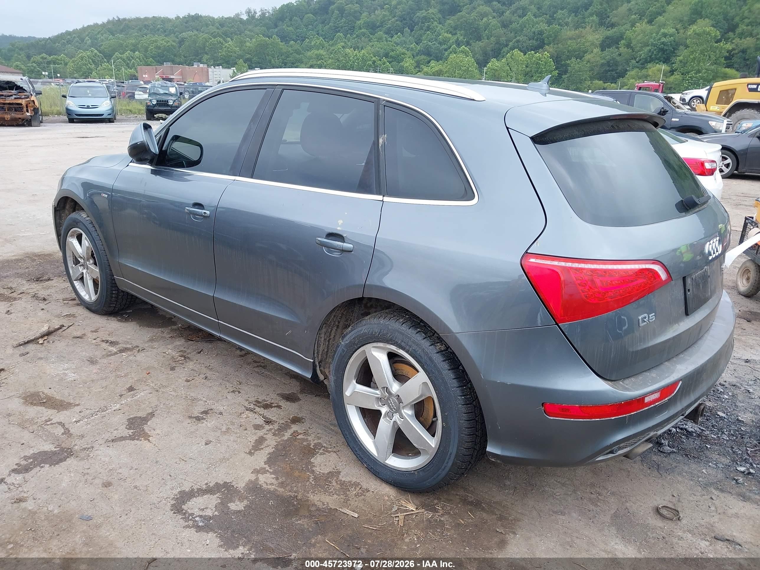 2012 Audi Q5 3.2 Premium Plus Gray vin: WA1DKAFP2CA047867