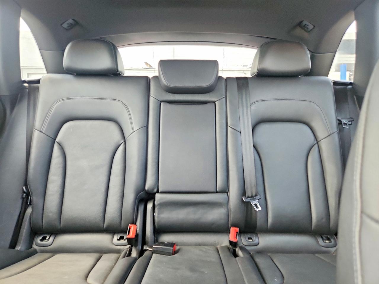 2012 Audi Q5 Premium Plus Gray vin: WA1DKAFP2CA113124
