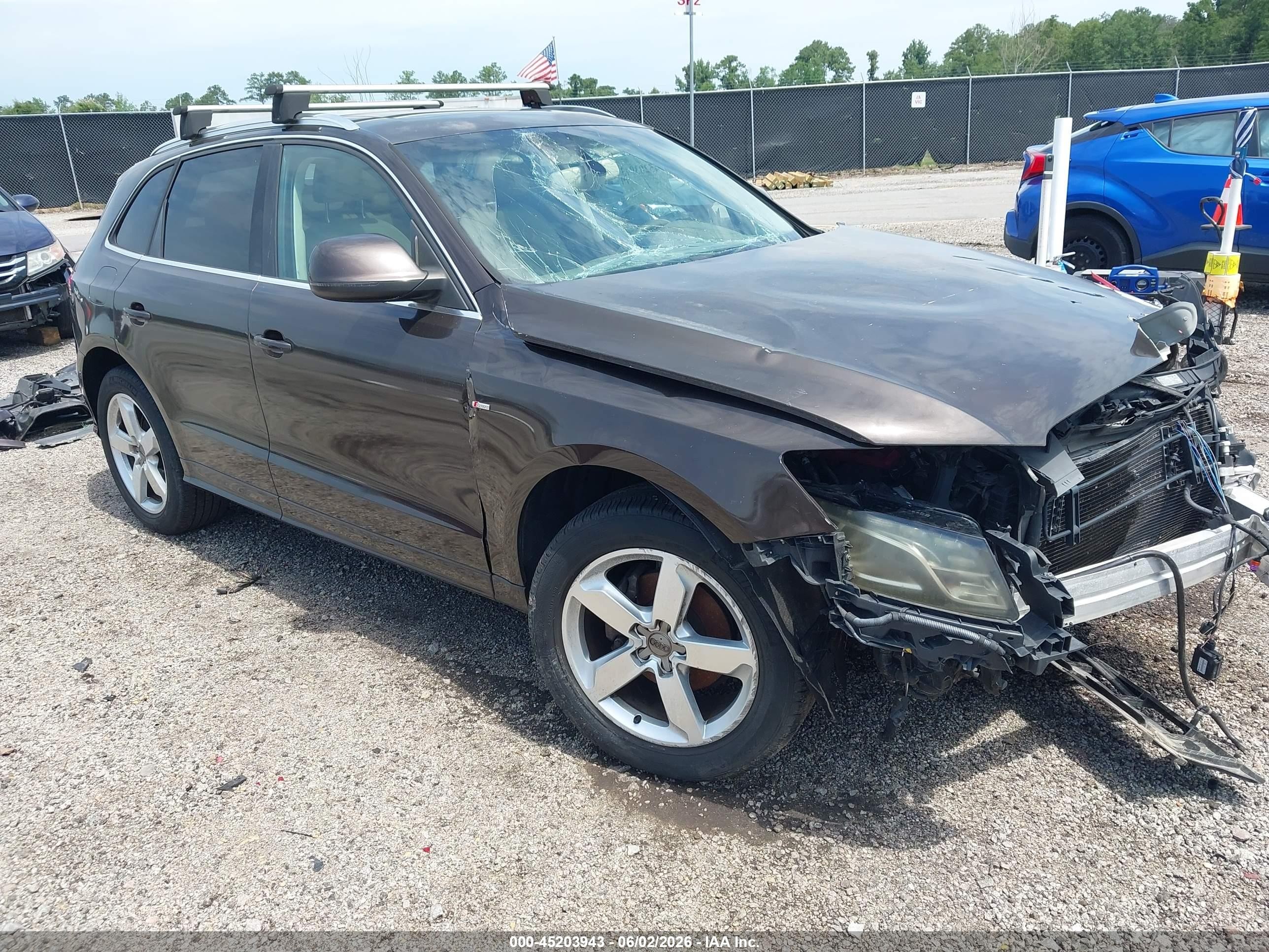 2011 Audi Q5 3.2 Premium Plus Черный vin: WA1DKAFP3BA008607