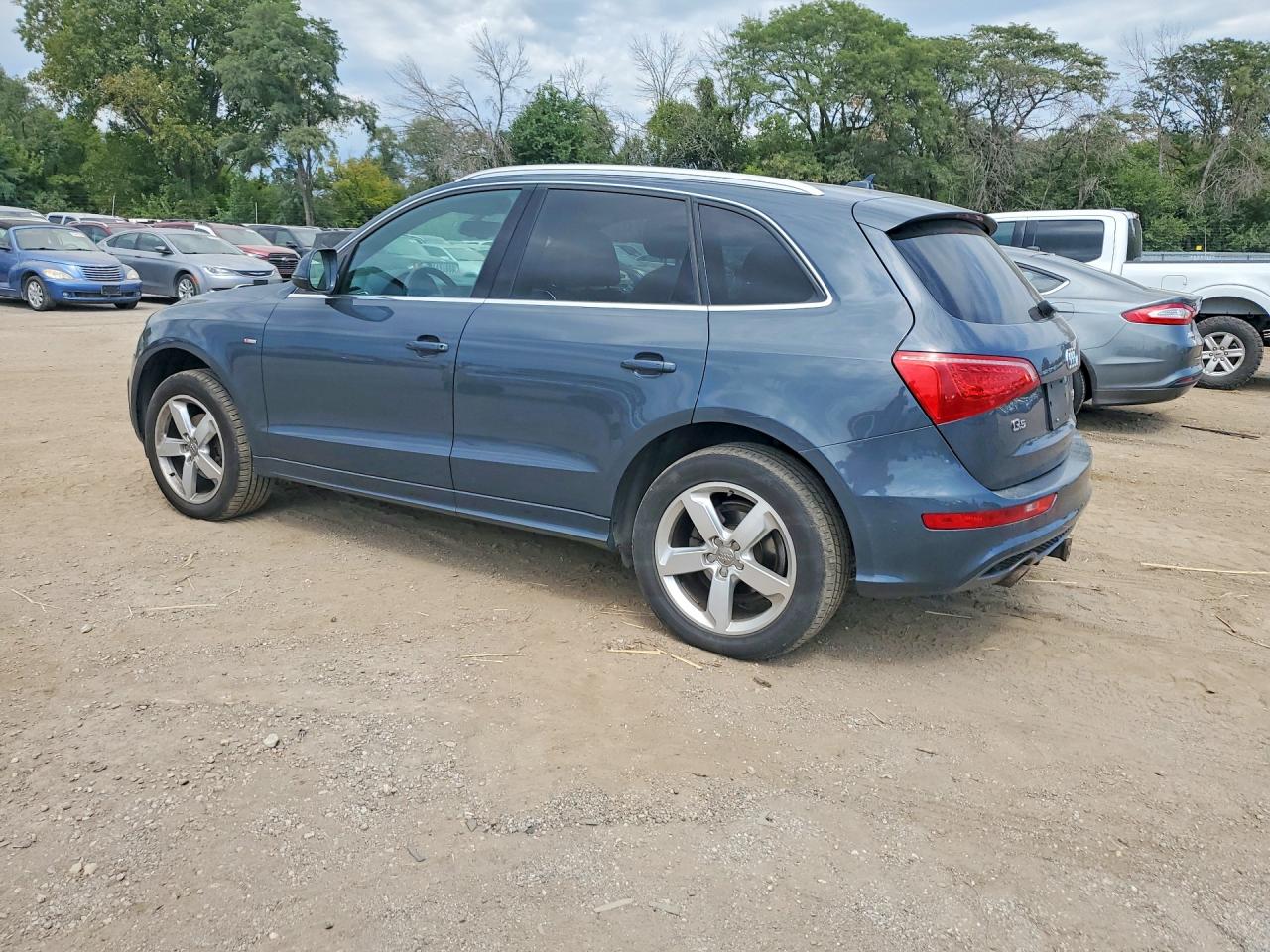 2011 Audi Q5 Premium Plus Gray vin: WA1DKAFP3BA026623