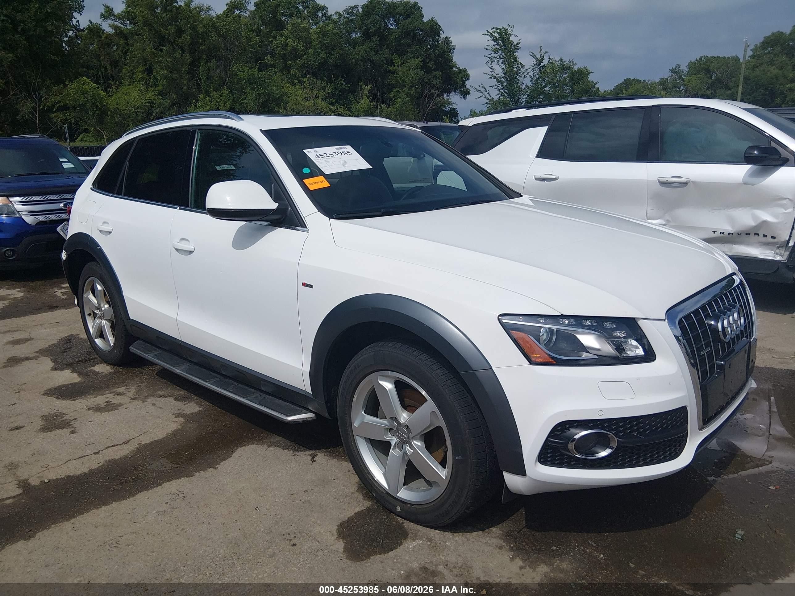 2012 Audi Q5 3.2 Premium Plus White vin: WA1DKAFP5CA060838