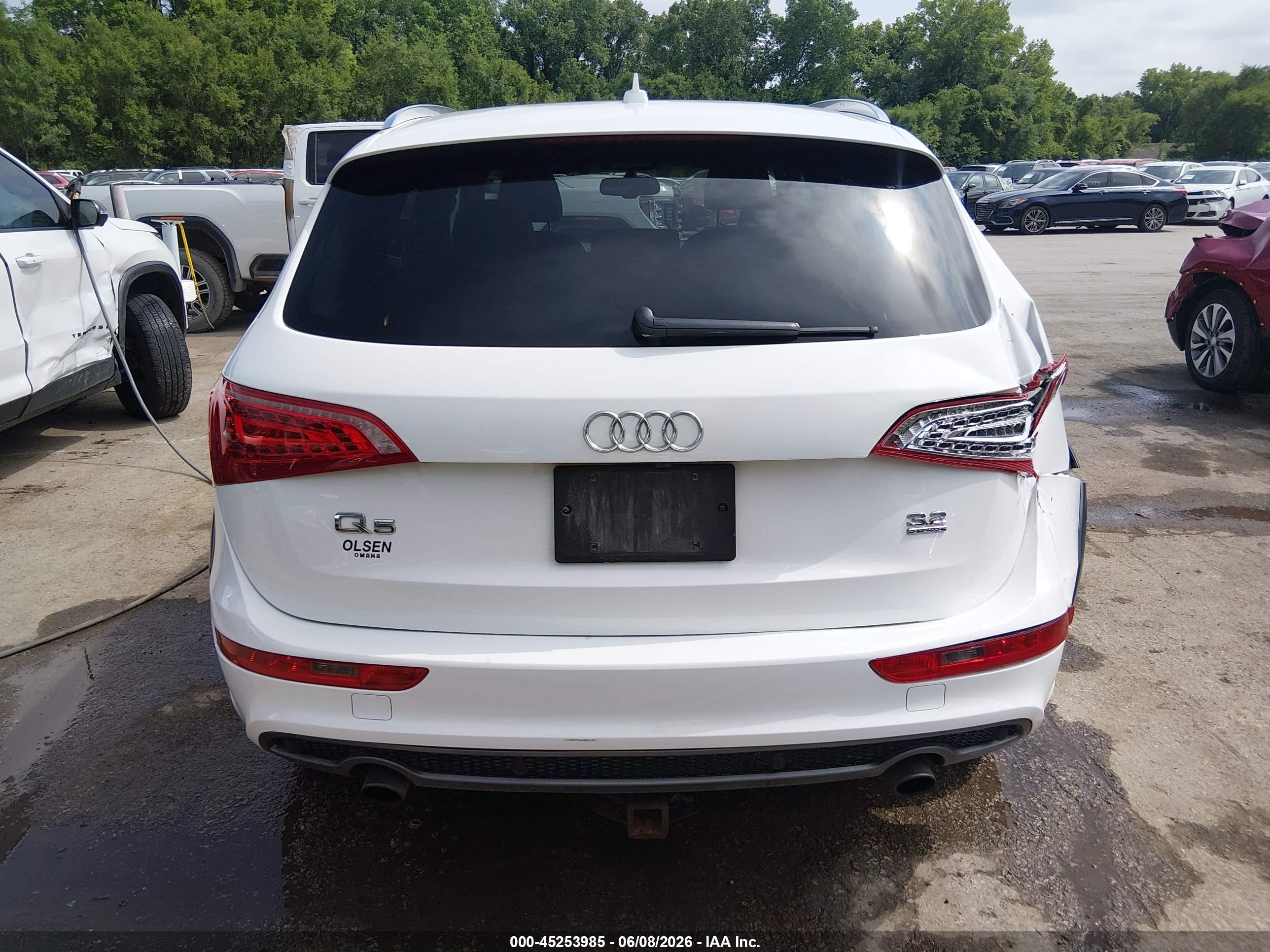 2012 Audi Q5 3.2 Premium Plus White vin: WA1DKAFP5CA060838