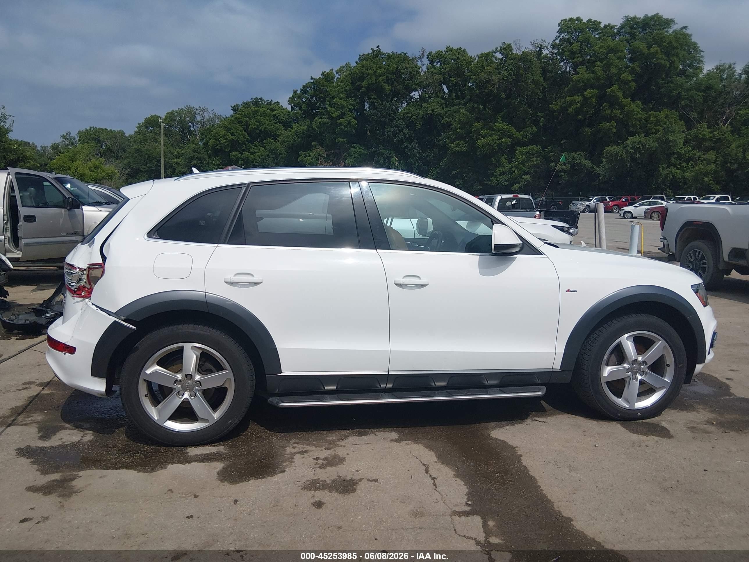 2012 Audi Q5 3.2 Premium Plus White vin: WA1DKAFP5CA060838